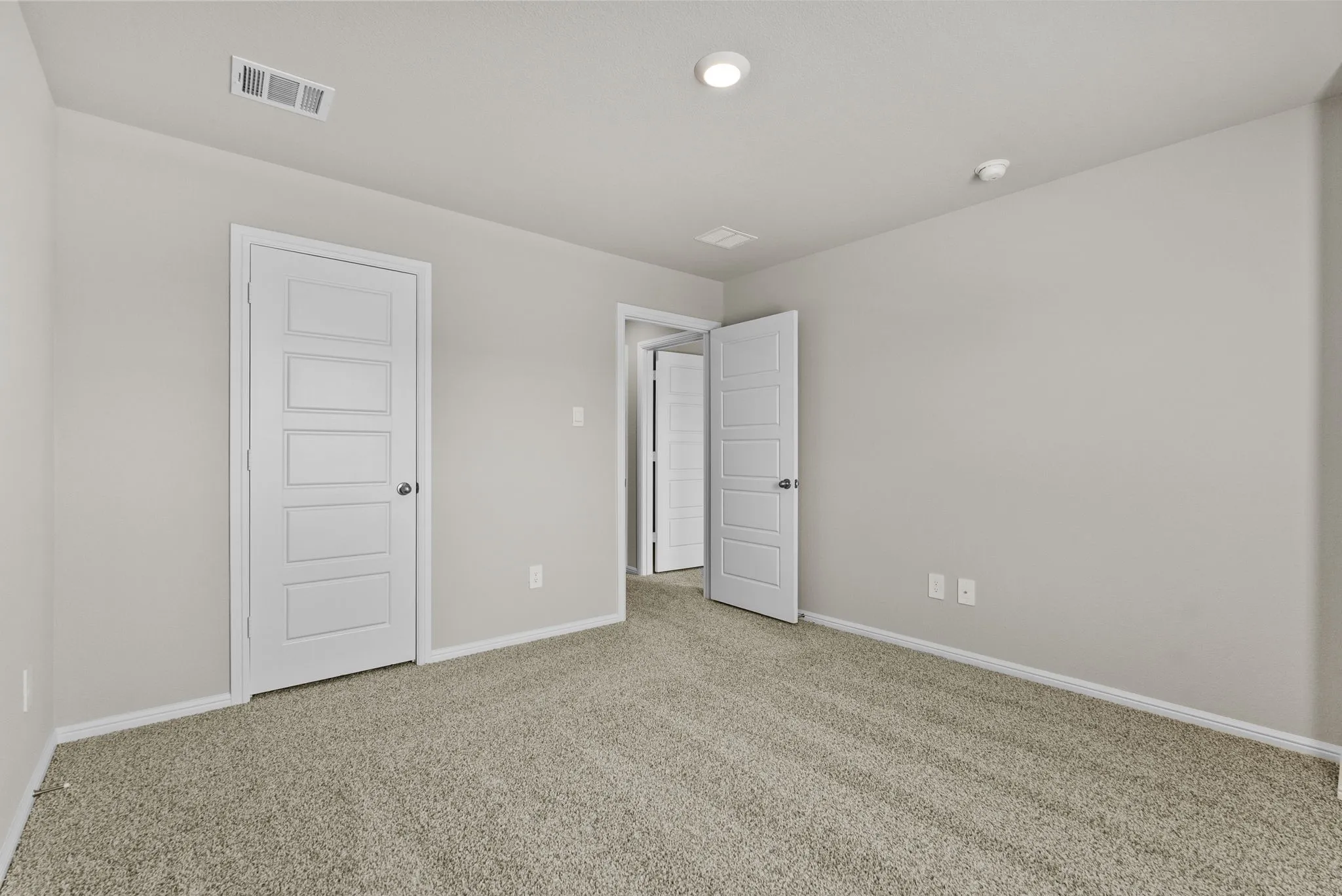 Single Family Residence For Sale in Tarrant County , 3053 Pecan Farm Lane, Fort Worth, Texas 76140, 3 Bedrooms, 3 Bathrooms, 2 Garage spaces, 1,597 Sqft, built in 2025, New Construction - Complete, Price $294,500, mls#21250482, Real Estate Agent in Fort Worth, Homes For Sale in Tarrant county, Homes For Sale in Fort Worth, Realtor in Fort Worth Texas, Real Estate Brokerage Independent Realty Texas, Luminita Cordes Realtor