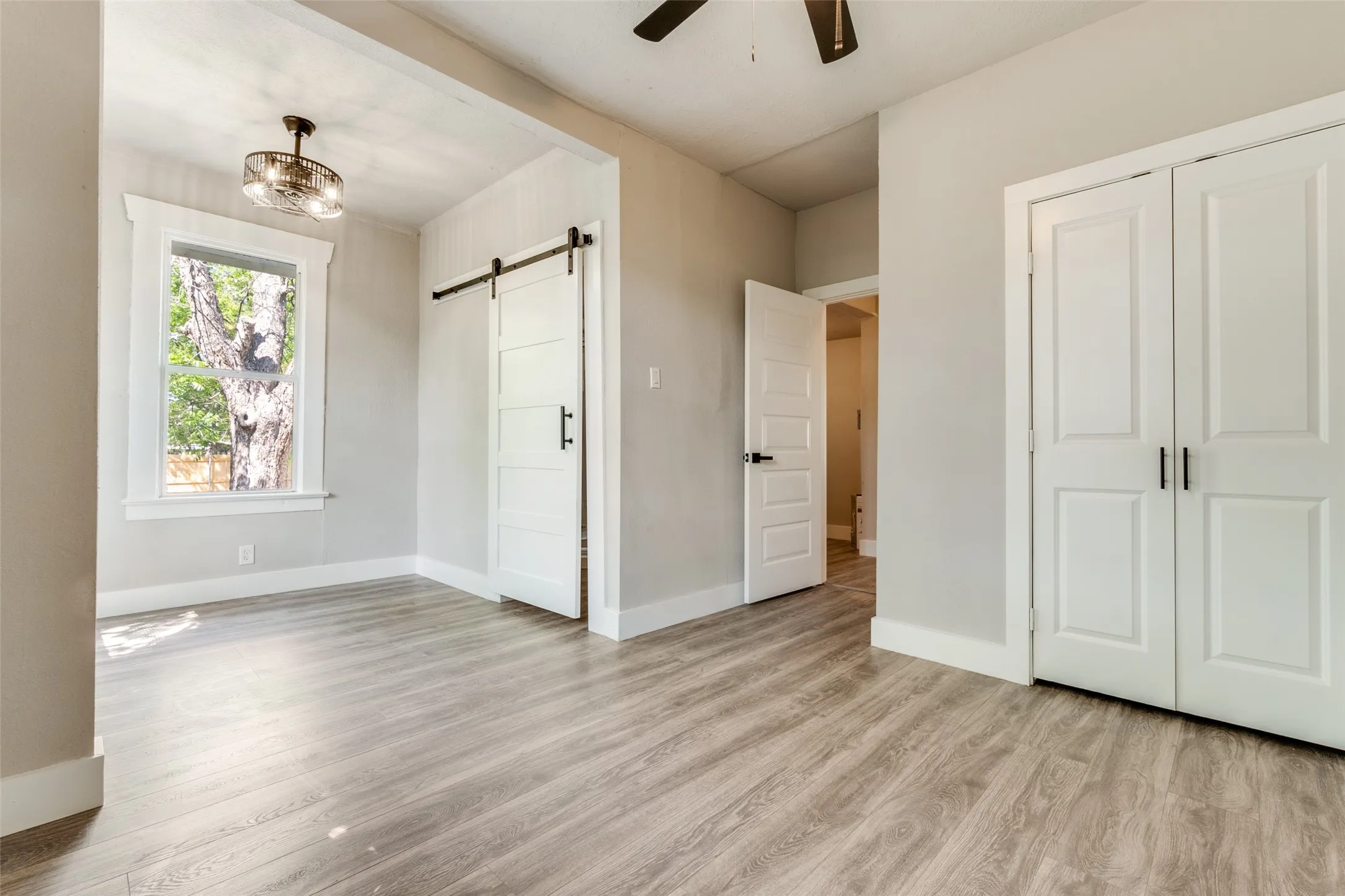 Single Family Residence For Rent in Dallas County , 1247 Georgia Avenue, Dallas, Texas 75216, 3 Bedrooms, 2 Bathrooms, Garage spaces, 1,442 Sqft, built in 1914, Preowned, Price $2,100, mls#21250468, Real Estate Agent in Dallas, Homes For Rent in Dallas county, Homes For Rent in Dallas, Realtor in Dallas Texas, Real Estate Brokerage Independent Realty Texas, Luminita Cordes Realtor