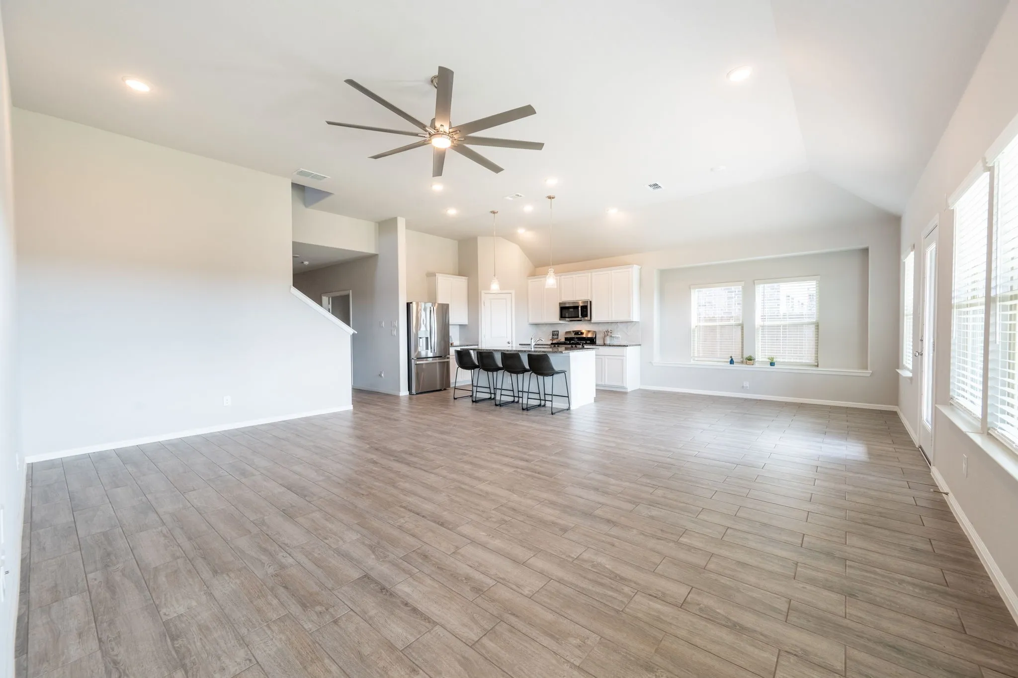 Single Family Residence For Sale in Hunt County , 5448 Agalinis Avenue, Royse City, Texas 75189, 4 Bedroom, 3 Bathroom, 2 Garage spaces, 2,484 Sqft, built in 2022, Preowned, mls#21250103, Real Estate Agent in Royse City, Homes For Sale in Hunt county, Homes For Sale in Royse City, Realtor in Royse City Texas, Real Estate Brokerage Independent Realty Texas, Luminita Cordes Realtor