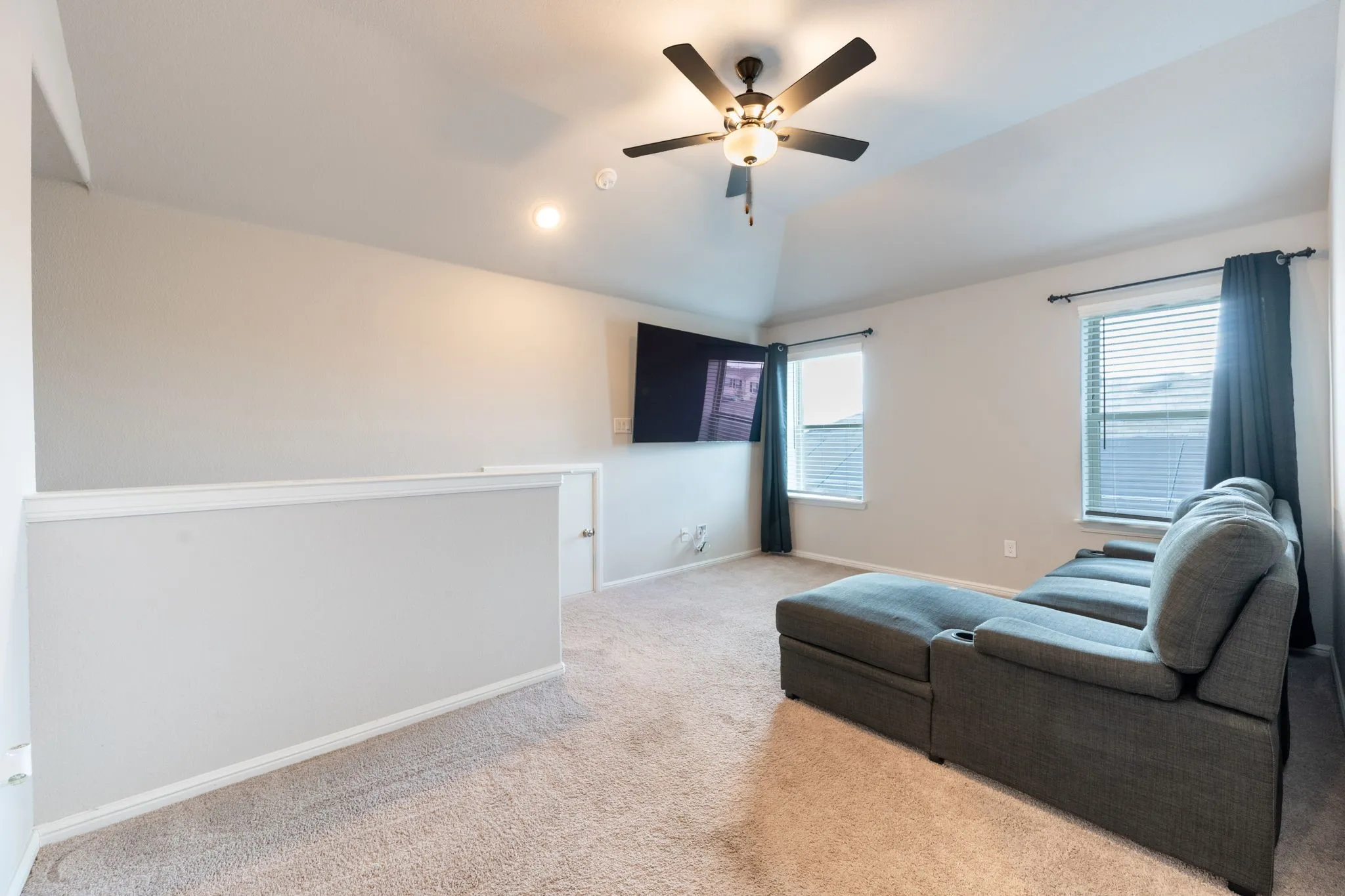 Single Family Residence For Sale in Hunt County , 5448 Agalinis Avenue, Royse City, Texas 75189, 4 Bedroom, 3 Bathroom, 2 Garage spaces, 2,484 Sqft, built in 2022, Preowned, mls#21250103, Real Estate Agent in Royse City, Homes For Sale in Hunt county, Homes For Sale in Royse City, Realtor in Royse City Texas, Real Estate Brokerage Independent Realty Texas, Luminita Cordes Realtor