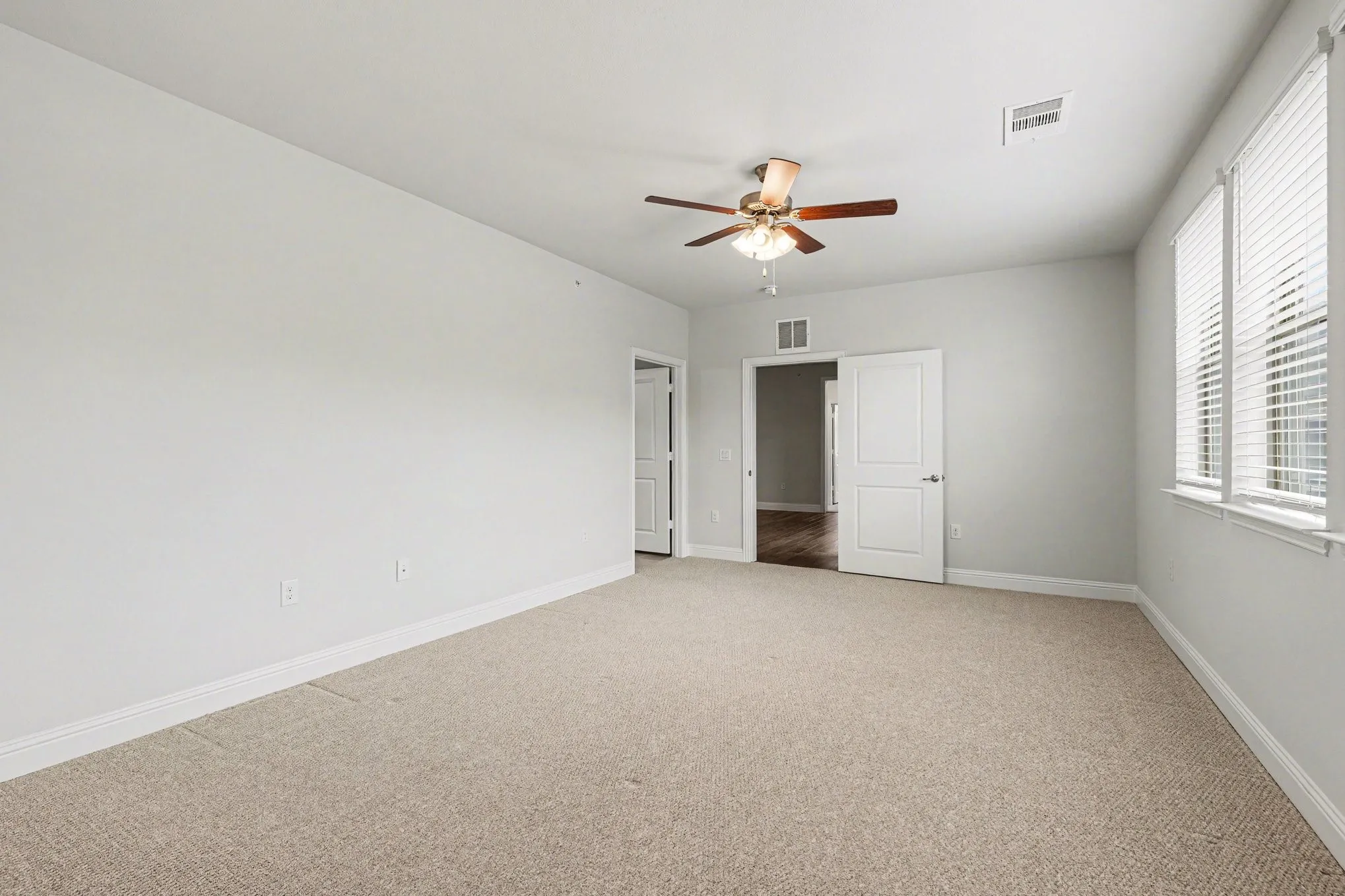 Condominium For Sale in Dallas County , 1735 Wittington Place 3402, Farmers Branch, Texas 75234, 3 Bedrooms, 2 Bathrooms, 1 Garage spaces, 2,031 Sqft, built in 2020, Price $424,900, mls#21248574, Real Estate Agent in Farmers Branch, Homes For Sale in Dallas county, Homes For Sale in Farmers Branch, Realtor in Farmers Branch Texas, Real Estate Brokerage Independent Realty Texas, Luminita Cordes Realtor