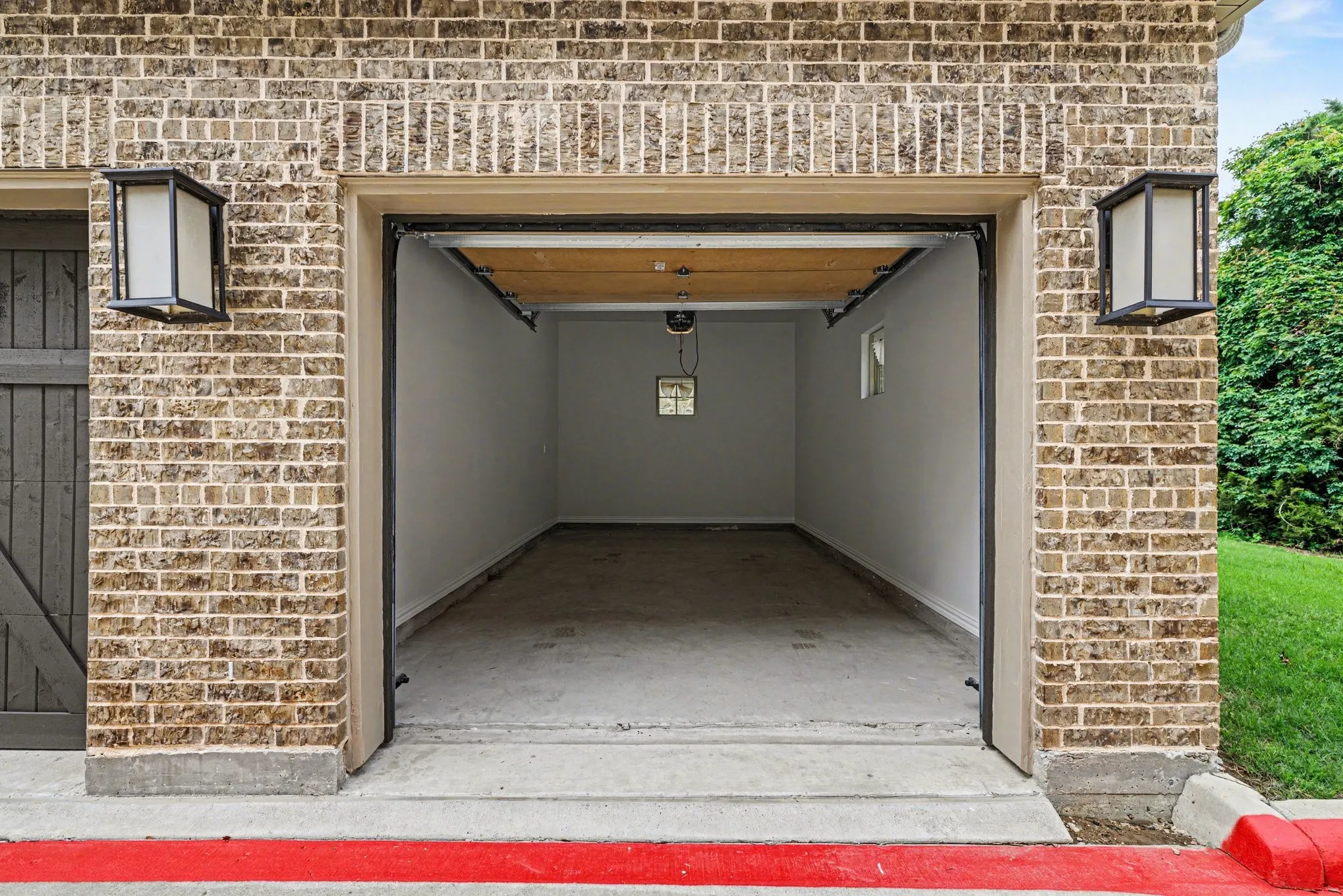 Condominium For Sale in Dallas County , 1735 Wittington Place 3402, Farmers Branch, Texas 75234, 3 Bedrooms, 2 Bathrooms, 1 Garage spaces, 2,031 Sqft, built in 2020, Price $424,900, mls#21248574, Real Estate Agent in Farmers Branch, Homes For Sale in Dallas county, Homes For Sale in Farmers Branch, Realtor in Farmers Branch Texas, Real Estate Brokerage Independent Realty Texas, Luminita Cordes Realtor