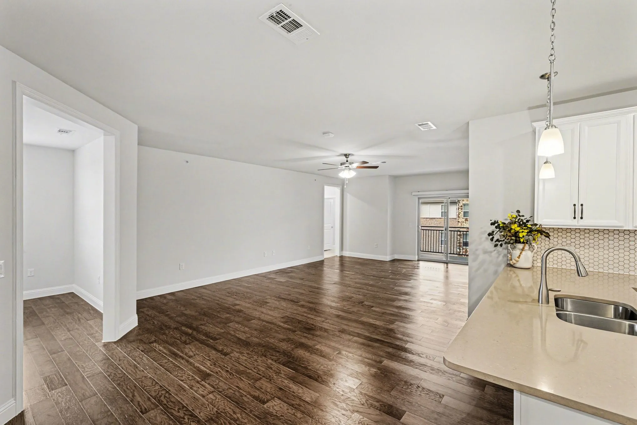 Condominium For Sale in Dallas County , 1735 Wittington Place 3402, Farmers Branch, Texas 75234, 3 Bedrooms, 2 Bathrooms, 1 Garage spaces, 2,031 Sqft, built in 2020, Price $424,900, mls#21248574, Real Estate Agent in Farmers Branch, Homes For Sale in Dallas county, Homes For Sale in Farmers Branch, Realtor in Farmers Branch Texas, Real Estate Brokerage Independent Realty Texas, Luminita Cordes Realtor