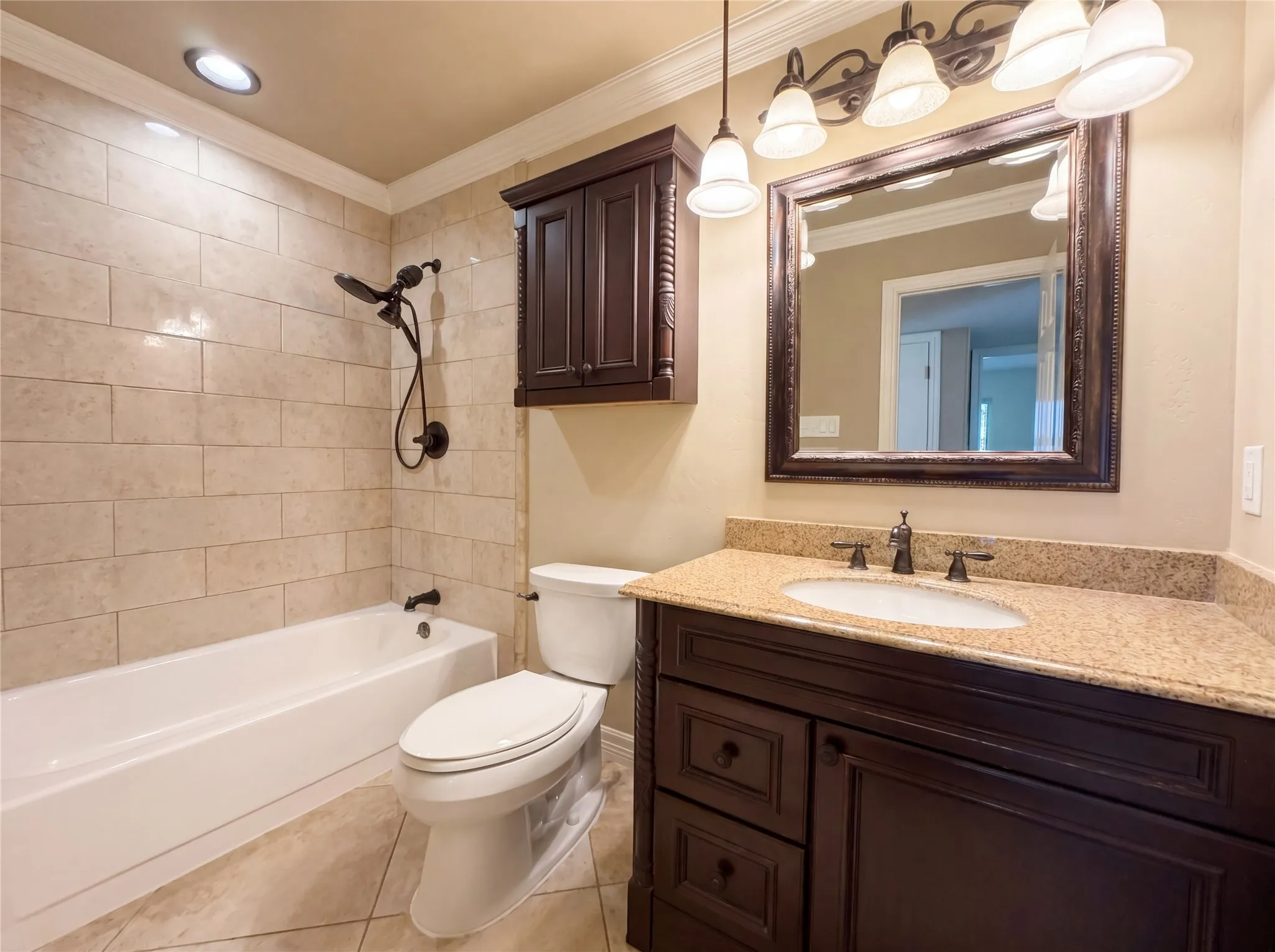Single Family Residence For Sale in Collin County , 6302 Zanes Court, Plano, Texas 75023, 3 Bedroom, 2 Bathroom, 2 Garage spaces, 1,781 Sqft, built in 1978, mls#21250594, Real Estate Agent in Plano, Homes For Sale in Collin county, Homes For Sale in Plano, Realtor in Plano Texas, Real Estate Brokerage Independent Realty Texas, Luminita Cordes Realtor