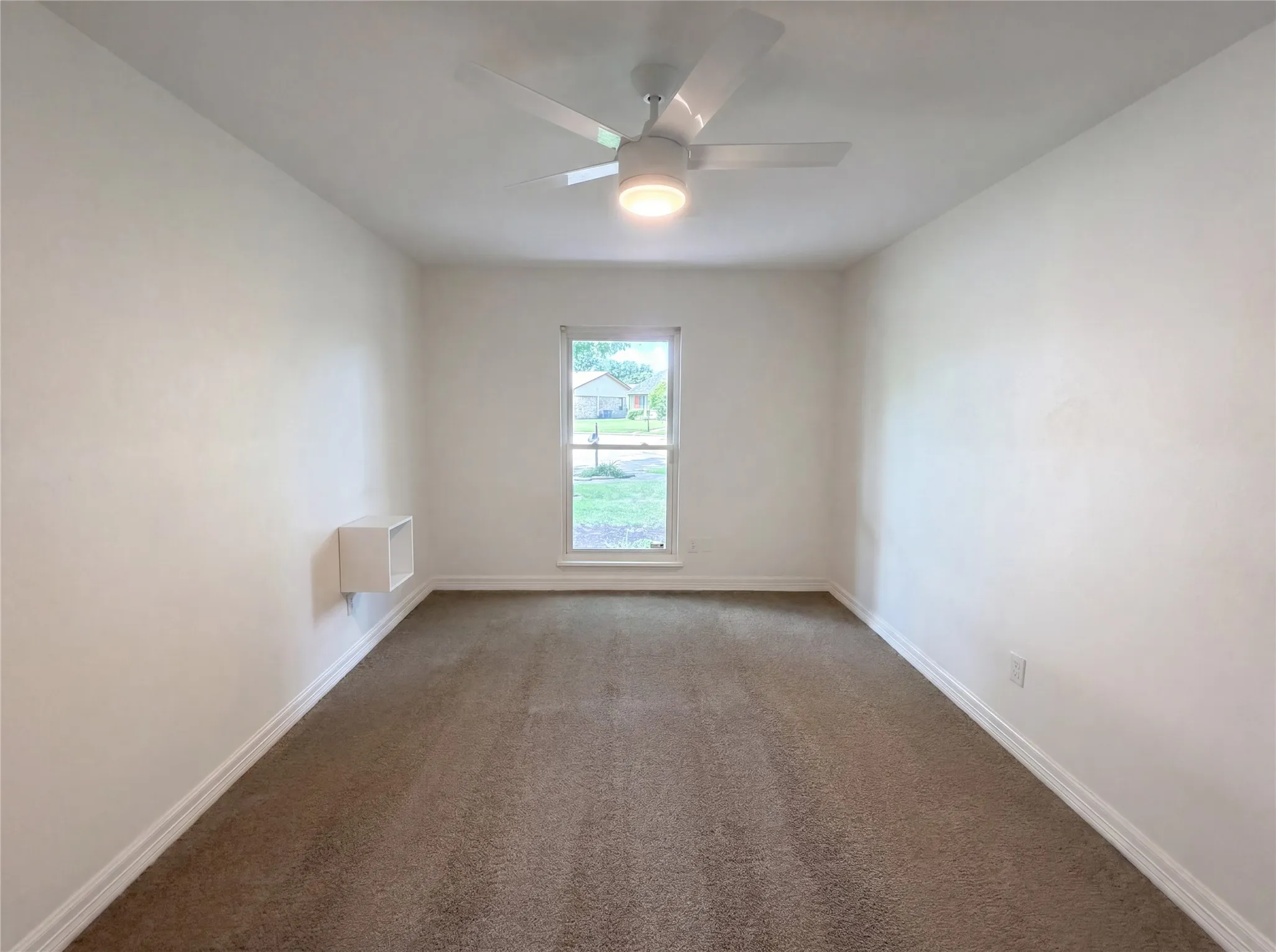 Single Family Residence For Sale in Collin County , 6302 Zanes Court, Plano, Texas 75023, 3 Bedroom, 2 Bathroom, 2 Garage spaces, 1,781 Sqft, built in 1978, mls#21250594, Real Estate Agent in Plano, Homes For Sale in Collin county, Homes For Sale in Plano, Realtor in Plano Texas, Real Estate Brokerage Independent Realty Texas, Luminita Cordes Realtor
