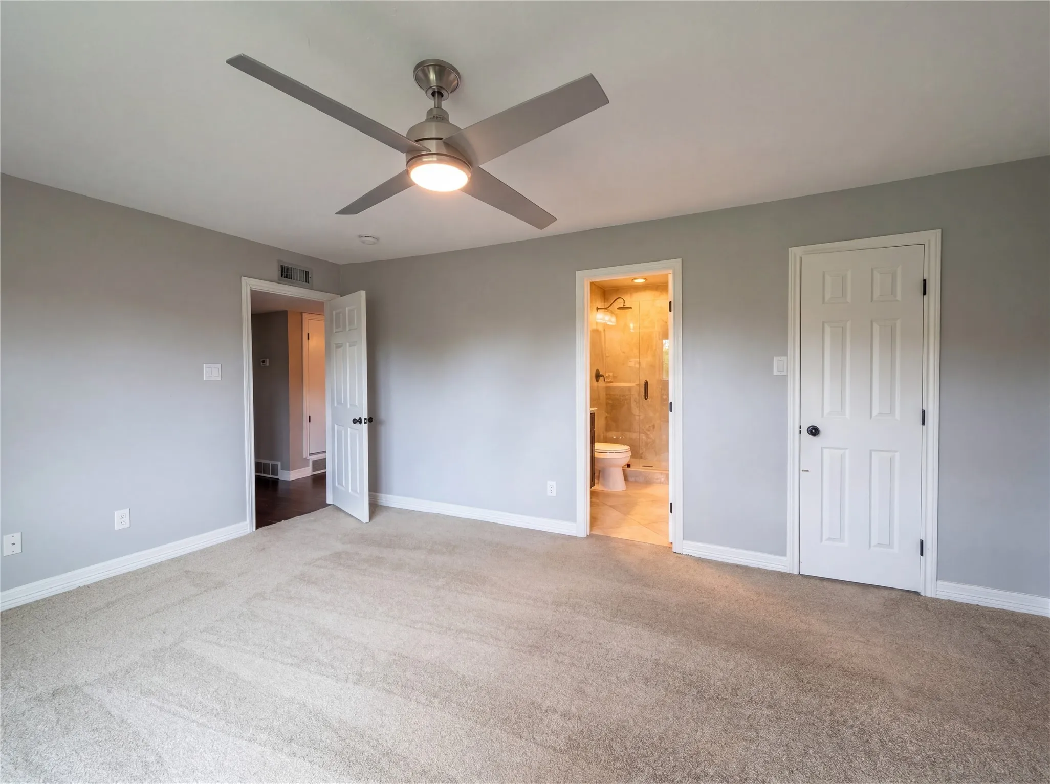 Single Family Residence For Sale in Collin County , 6302 Zanes Court, Plano, Texas 75023, 3 Bedroom, 2 Bathroom, 2 Garage spaces, 1,781 Sqft, built in 1978, mls#21250594, Real Estate Agent in Plano, Homes For Sale in Collin county, Homes For Sale in Plano, Realtor in Plano Texas, Real Estate Brokerage Independent Realty Texas, Luminita Cordes Realtor