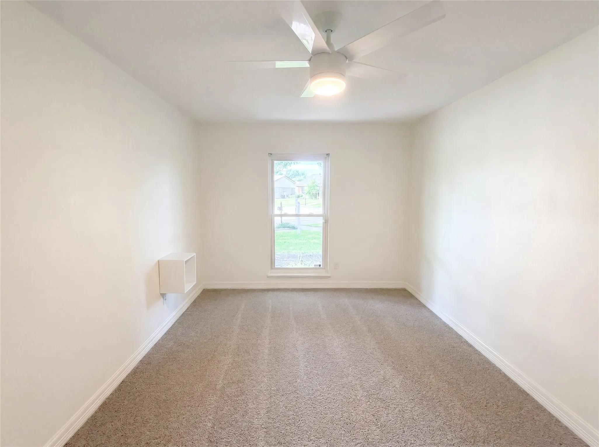 Single Family Residence For Sale in Collin County , 6302 Zanes Court, Plano, Texas 75023, 3 Bedroom, 2 Bathroom, 2 Garage spaces, 1,781 Sqft, built in 1978, mls#21250594, Real Estate Agent in Plano, Homes For Sale in Collin county, Homes For Sale in Plano, Realtor in Plano Texas, Real Estate Brokerage Independent Realty Texas, Luminita Cordes Realtor