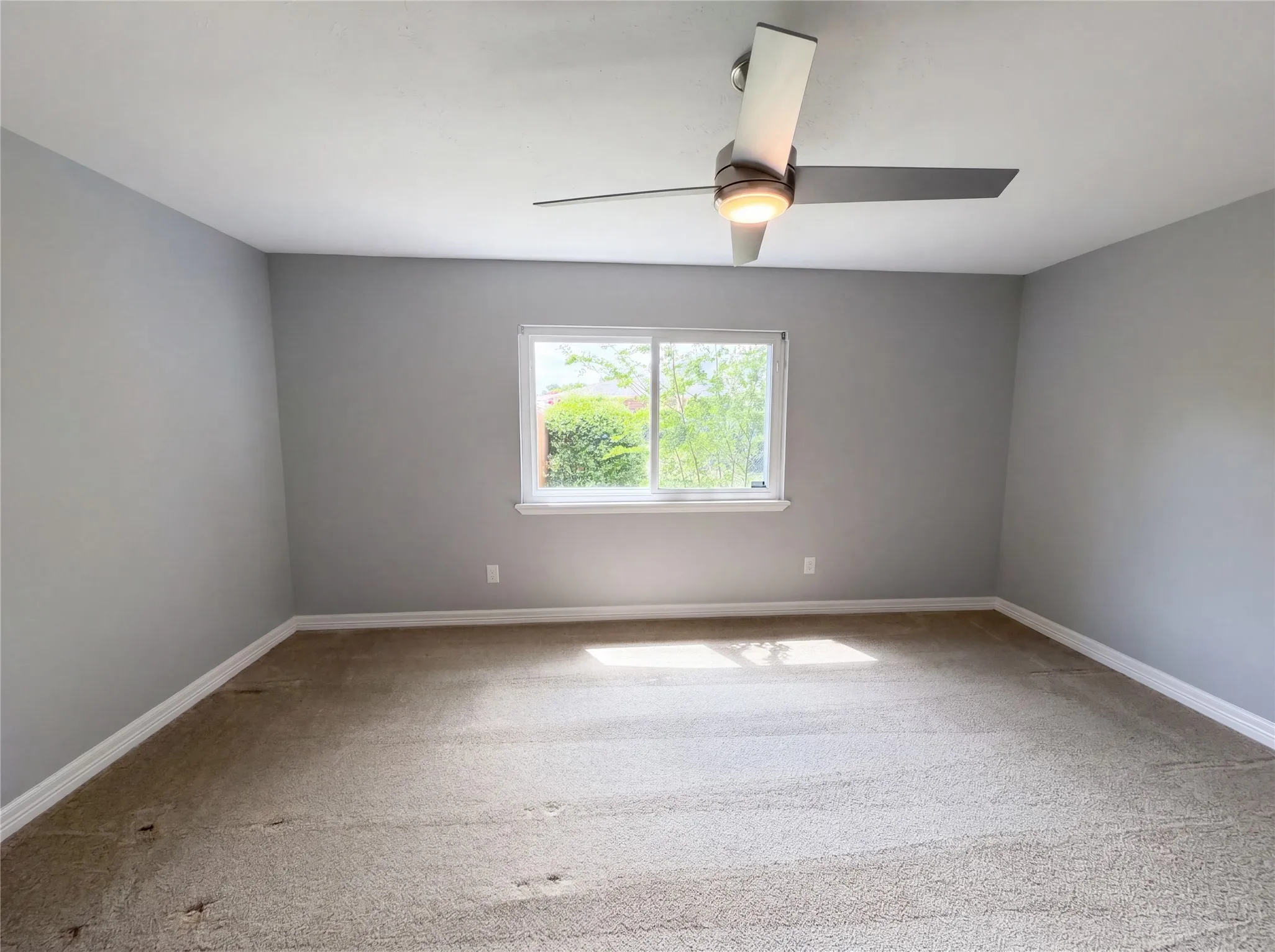 Single Family Residence For Sale in Collin County , 6302 Zanes Court, Plano, Texas 75023, 3 Bedroom, 2 Bathroom, 2 Garage spaces, 1,781 Sqft, built in 1978, mls#21250594, Real Estate Agent in Plano, Homes For Sale in Collin county, Homes For Sale in Plano, Realtor in Plano Texas, Real Estate Brokerage Independent Realty Texas, Luminita Cordes Realtor