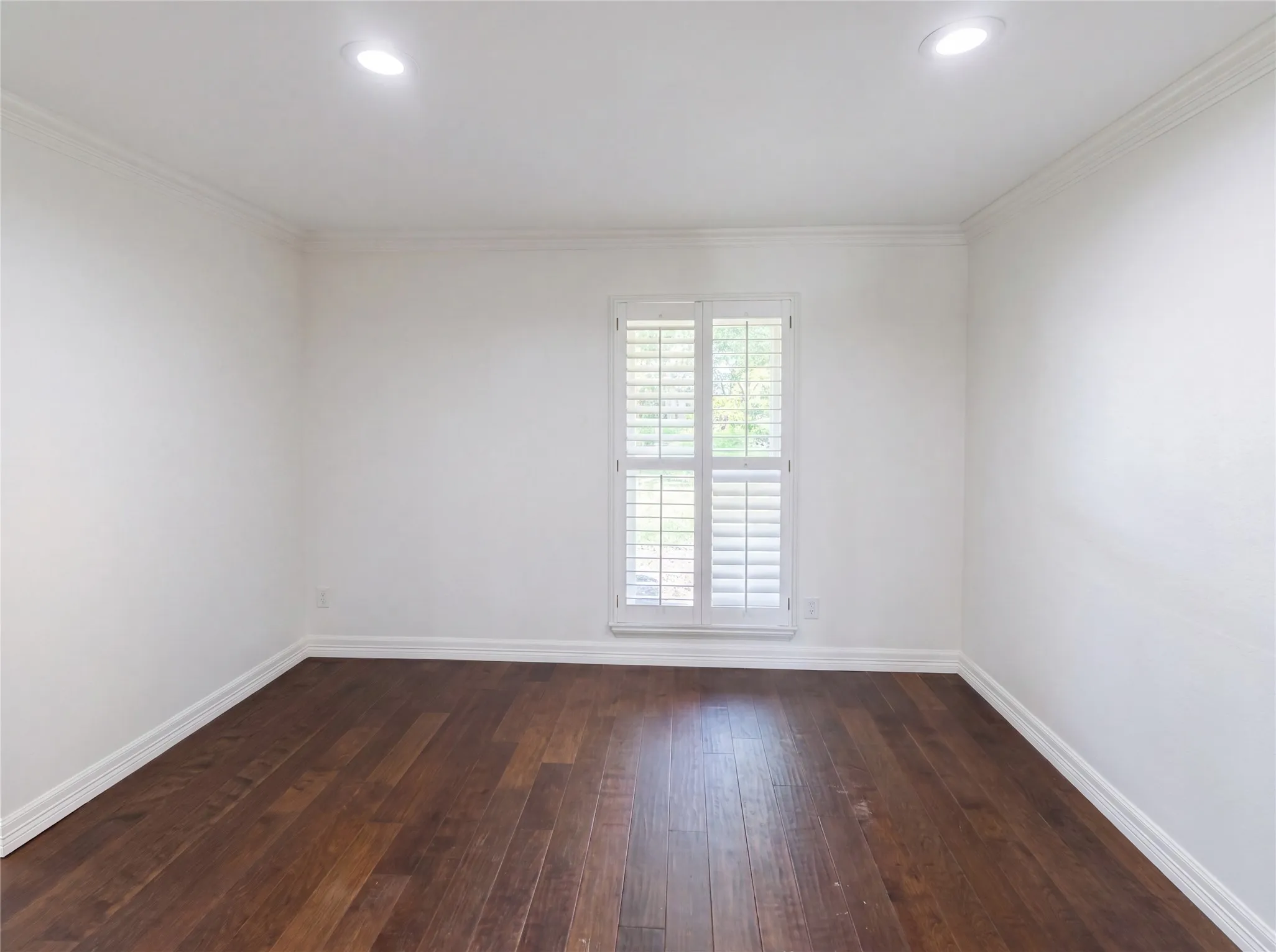 Single Family Residence For Sale in Collin County , 6302 Zanes Court, Plano, Texas 75023, 3 Bedroom, 2 Bathroom, 2 Garage spaces, 1,781 Sqft, built in 1978, mls#21250594, Real Estate Agent in Plano, Homes For Sale in Collin county, Homes For Sale in Plano, Realtor in Plano Texas, Real Estate Brokerage Independent Realty Texas, Luminita Cordes Realtor