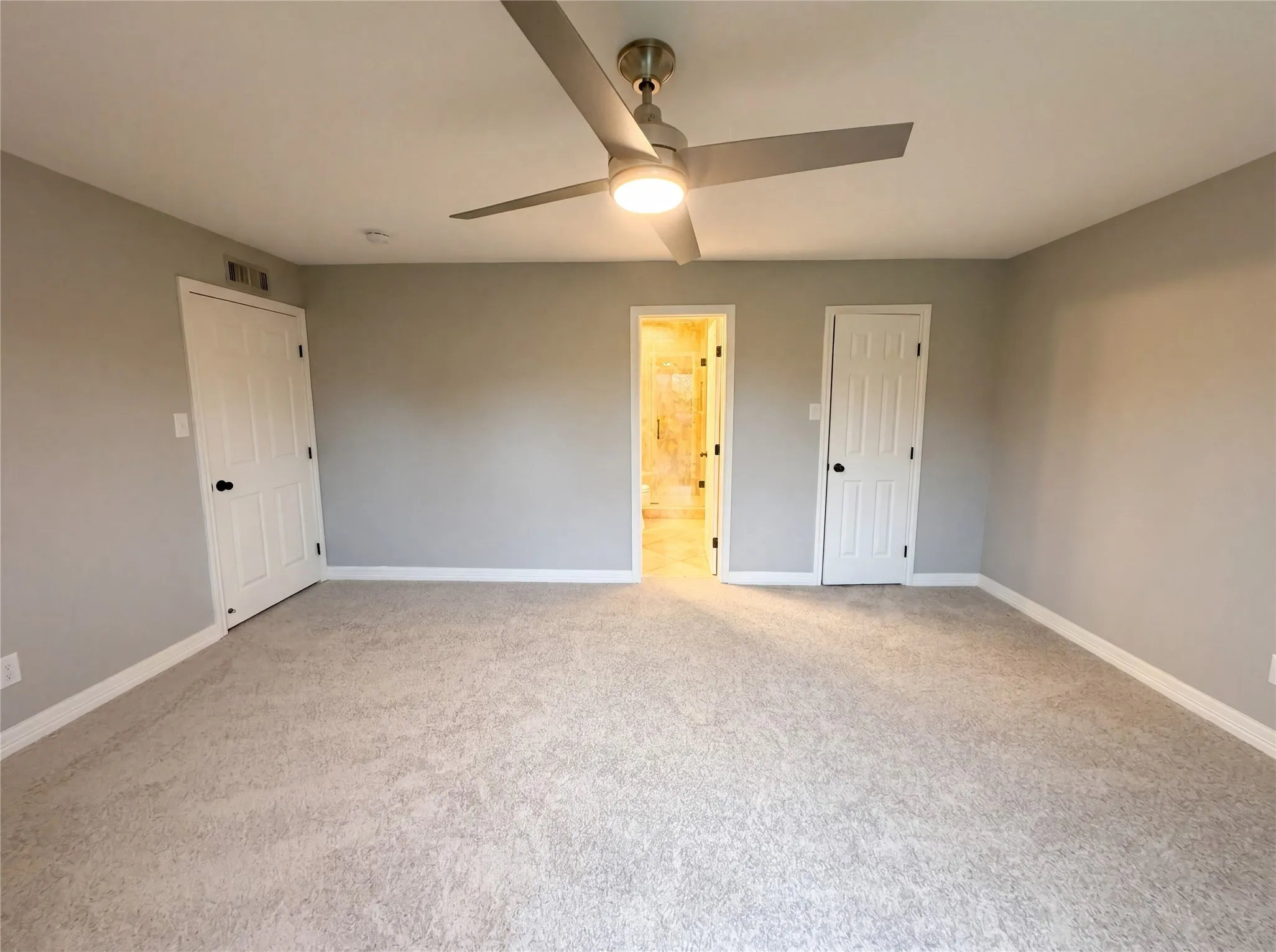 Single Family Residence For Sale in Collin County , 6302 Zanes Court, Plano, Texas 75023, 3 Bedroom, 2 Bathroom, 2 Garage spaces, 1,781 Sqft, built in 1978, mls#21250594, Real Estate Agent in Plano, Homes For Sale in Collin county, Homes For Sale in Plano, Realtor in Plano Texas, Real Estate Brokerage Independent Realty Texas, Luminita Cordes Realtor