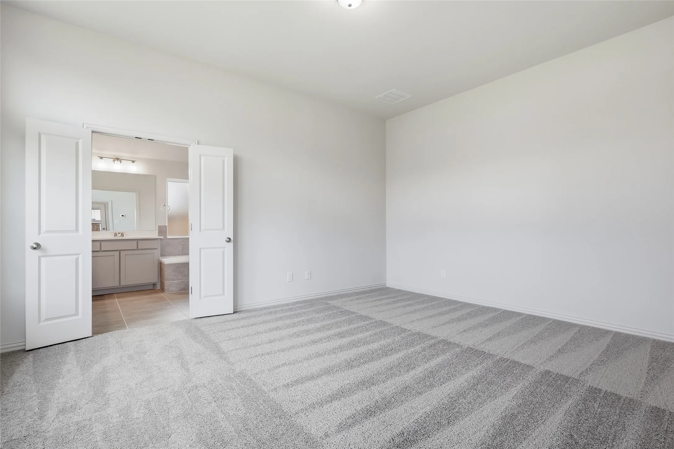 Single Family Residence For Sale in Denton County , 16409 Freshwater Drive, Celina, Texas 75009, 4 Bedroom, 3 Bathroom, 2 Garage spaces, 2,168 Sqft, built in 2026, New Construction - Incomplete, mls#21250130, Real Estate Agent in Celina, Homes For Sale in Denton county, Homes For Sale in Celina, Realtor in Celina Texas, Real Estate Brokerage Independent Realty Texas, Luminita Cordes Realtor