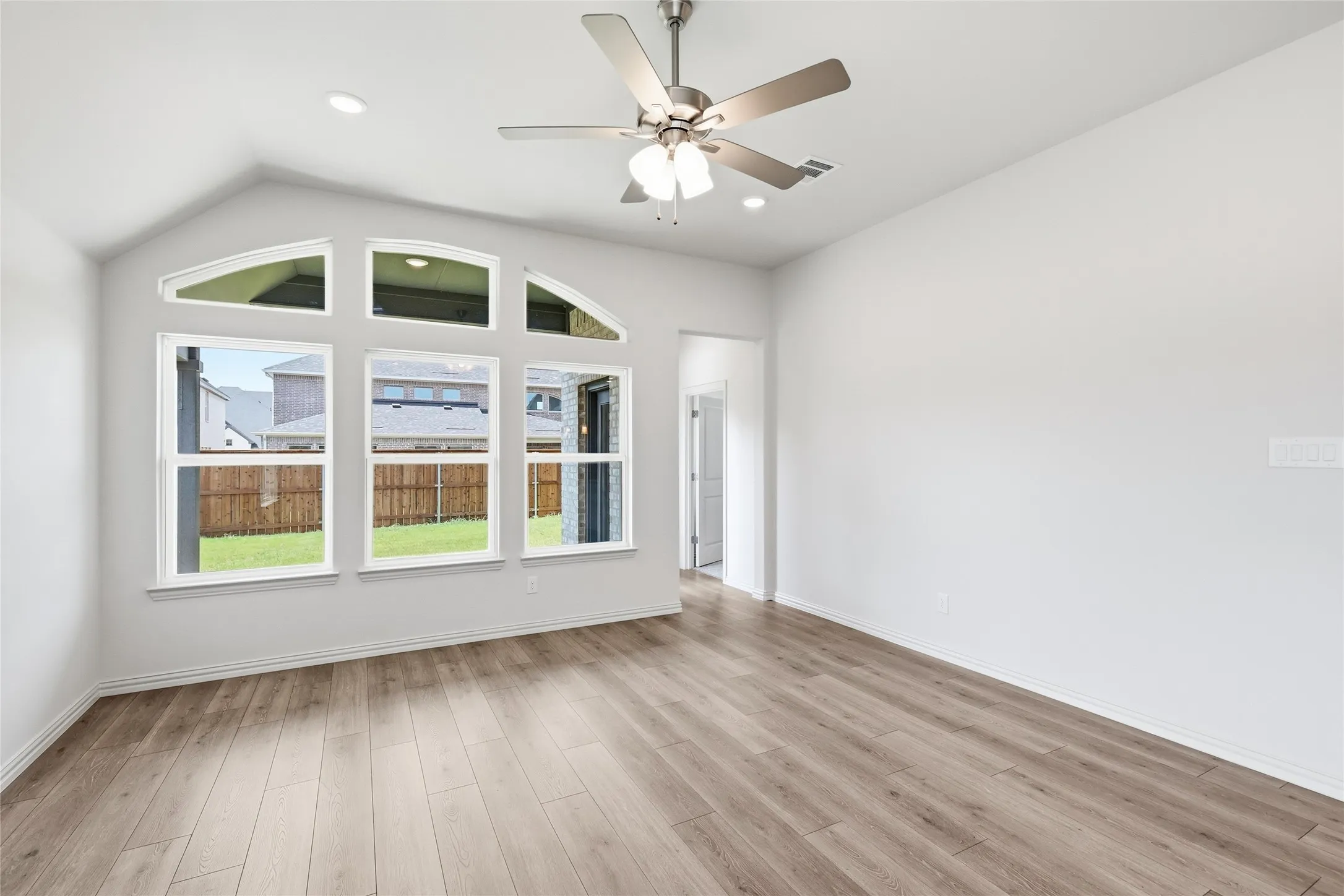 Single Family Residence For Sale in Denton County , 16409 Freshwater Drive, Celina, Texas 75009, 4 Bedroom, 3 Bathroom, 2 Garage spaces, 2,168 Sqft, built in 2026, New Construction - Incomplete, mls#21250130, Real Estate Agent in Celina, Homes For Sale in Denton county, Homes For Sale in Celina, Realtor in Celina Texas, Real Estate Brokerage Independent Realty Texas, Luminita Cordes Realtor
