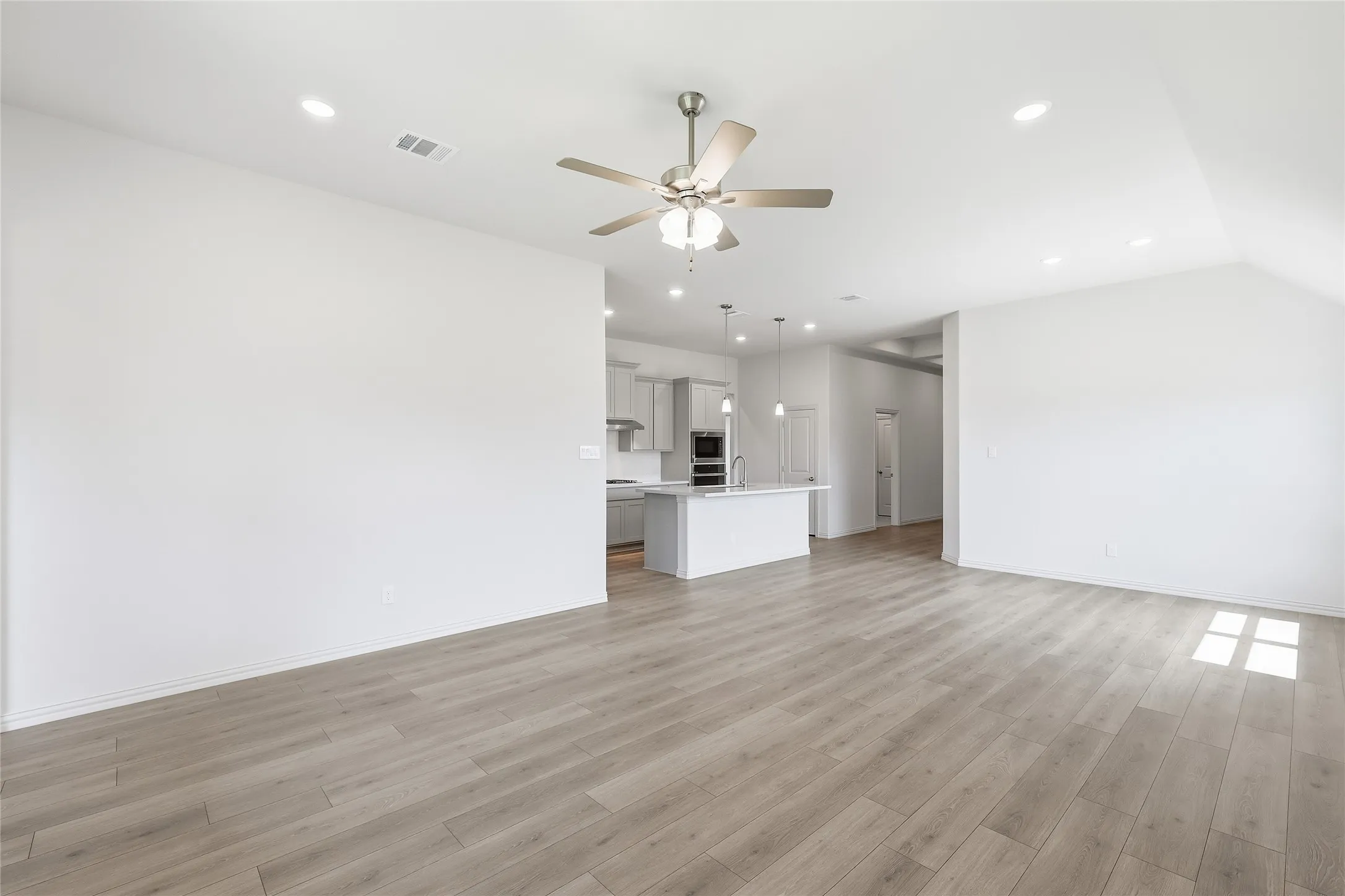Single Family Residence For Sale in Denton County , 16409 Freshwater Drive, Celina, Texas 75009, 4 Bedroom, 3 Bathroom, 2 Garage spaces, 2,168 Sqft, built in 2026, New Construction - Incomplete, mls#21250130, Real Estate Agent in Celina, Homes For Sale in Denton county, Homes For Sale in Celina, Realtor in Celina Texas, Real Estate Brokerage Independent Realty Texas, Luminita Cordes Realtor