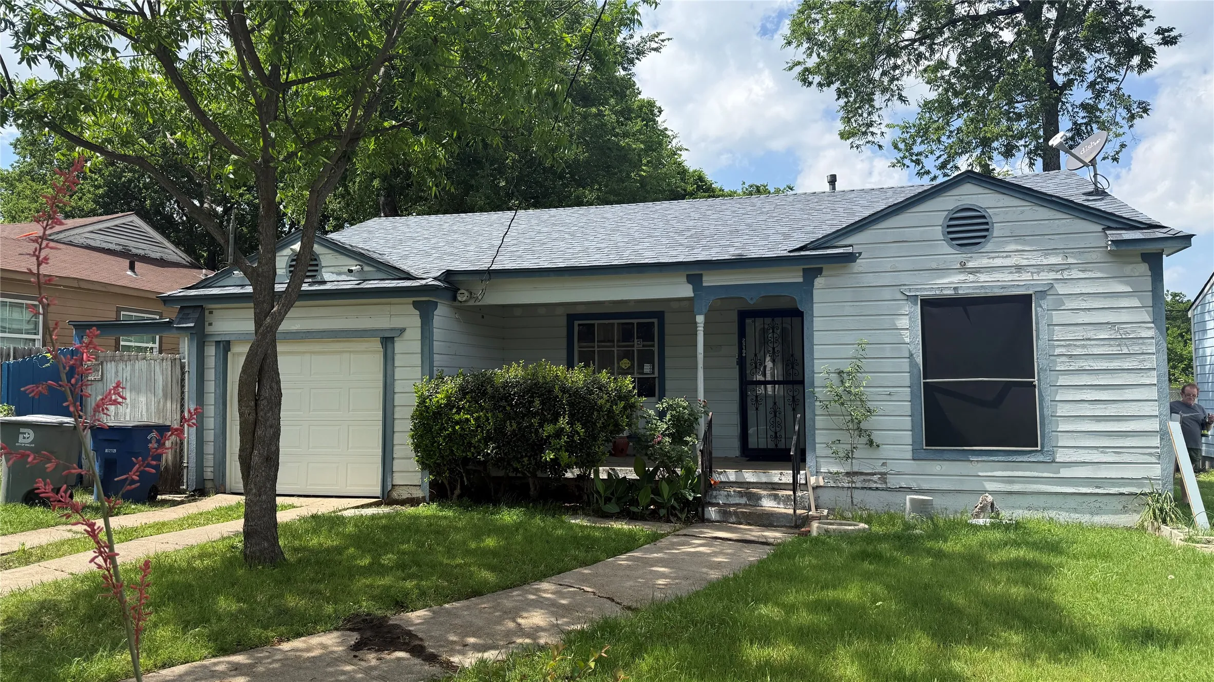 Single Family Residence For Sale in Dallas County , 2319 Kathleen Avenue, Dallas, Texas 75216, 3 Bedroom, 1 Bathroom, 1 Garage spaces, 904 Sqft, built in 1948, Preowned, mls#21250668, Real Estate Agent in Dallas, Homes For Sale in Dallas county, Homes For Sale in Dallas, Realtor in Dallas Texas, Real Estate Brokerage Independent Realty Texas, Luminita Cordes Realtor