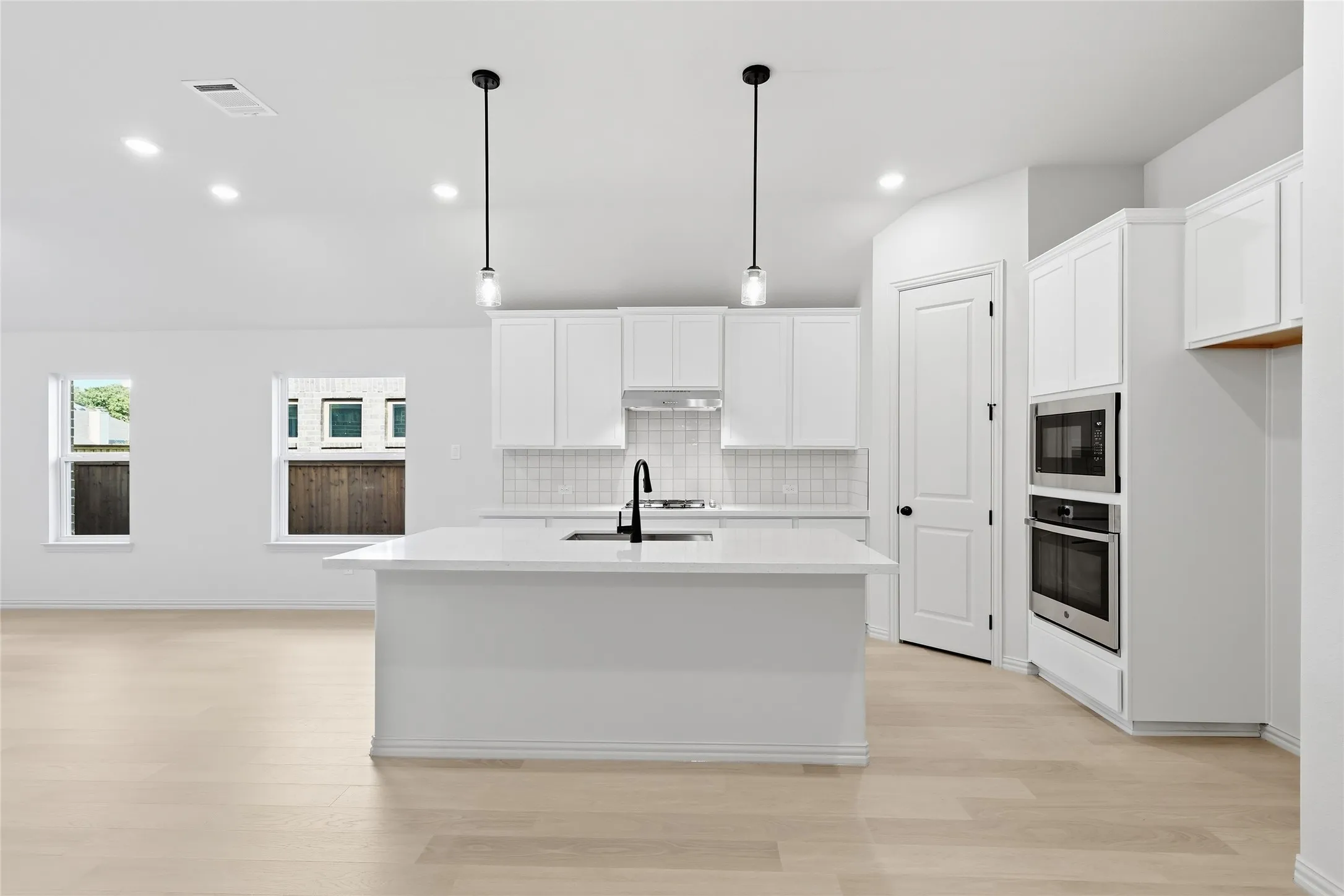 Single Family Residence For Sale in Denton County , 2904 Alcove Lane, Corinth, Texas 76210, 4 Bedroom, 3 Bathroom, 2 Garage spaces, 2,211 Sqft, built in 2026, New Construction - Incomplete, mls#21250544, Real Estate Agent in Corinth, Homes For Sale in Denton county, Homes For Sale in Corinth, Realtor in Corinth Texas, Real Estate Brokerage Independent Realty Texas, Luminita Cordes Realtor