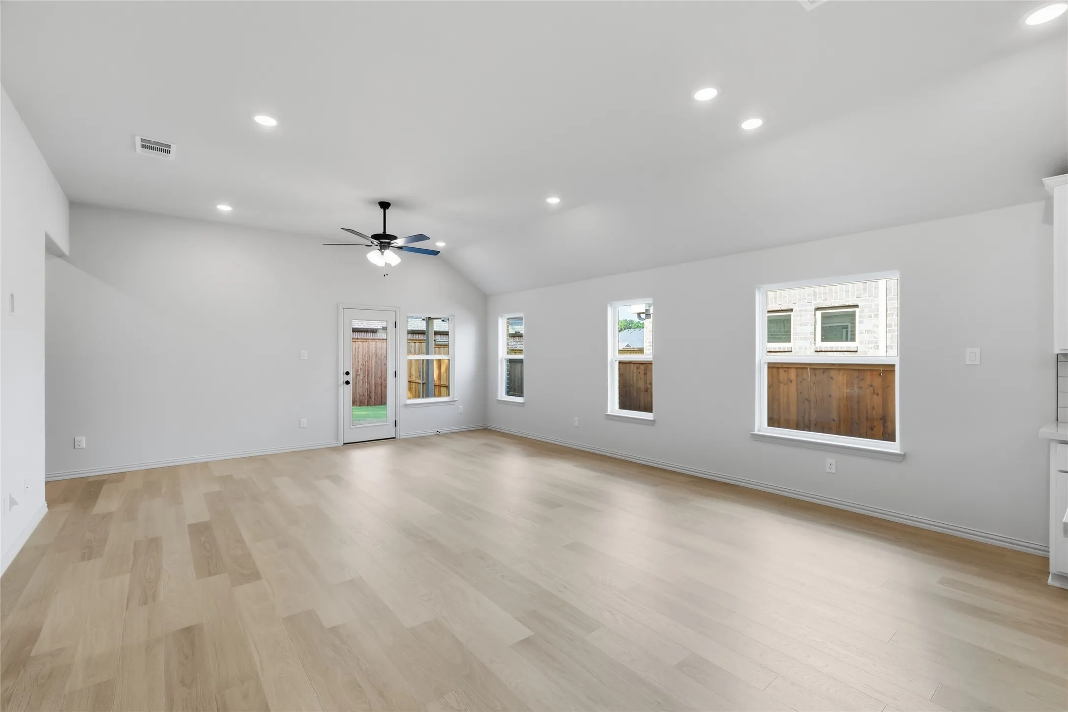 Single Family Residence For Sale in Denton County , 2904 Alcove Lane, Corinth, Texas 76210, 4 Bedroom, 3 Bathroom, 2 Garage spaces, 2,211 Sqft, built in 2026, New Construction - Incomplete, mls#21250544, Real Estate Agent in Corinth, Homes For Sale in Denton county, Homes For Sale in Corinth, Realtor in Corinth Texas, Real Estate Brokerage Independent Realty Texas, Luminita Cordes Realtor