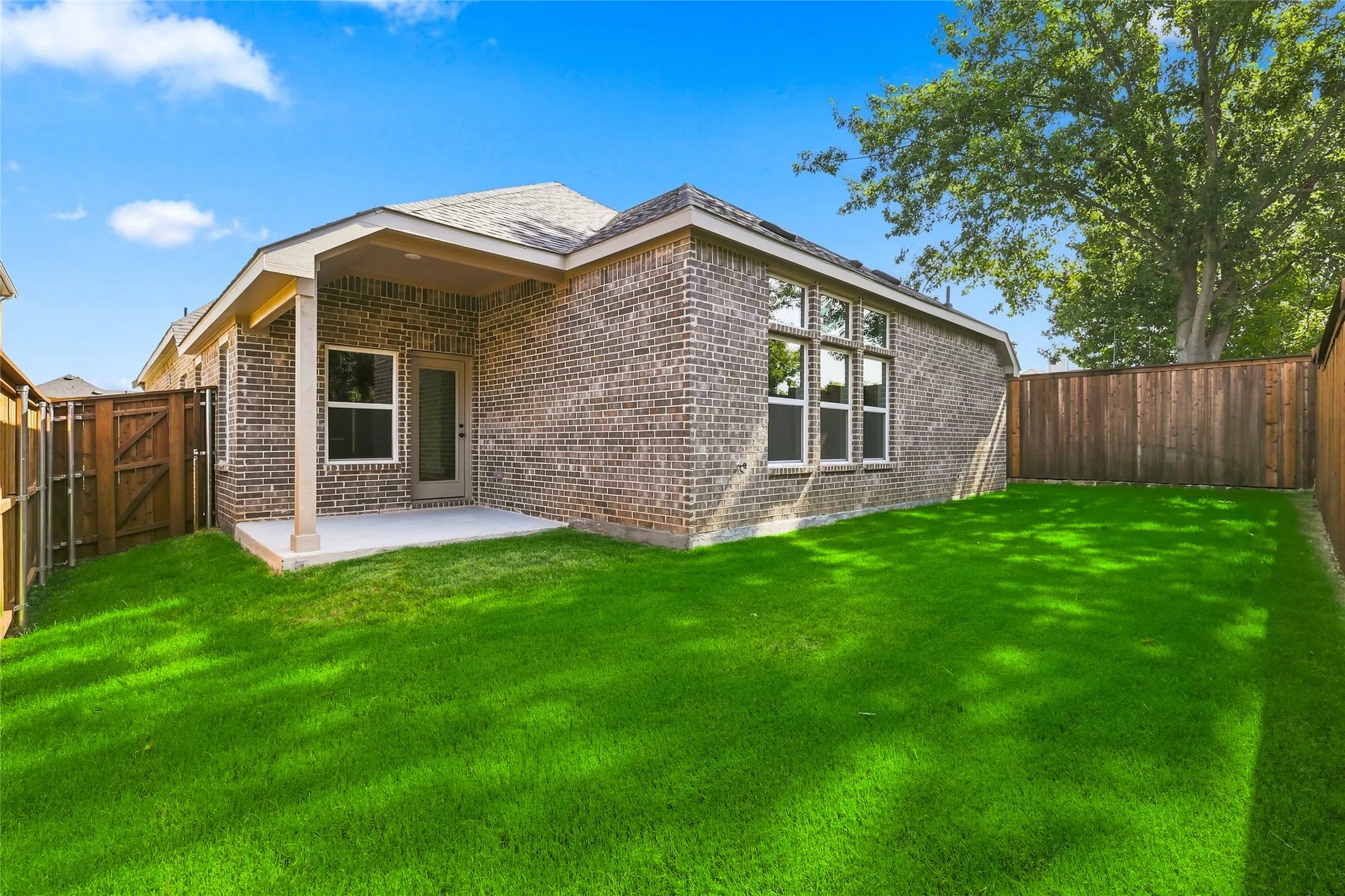 Single Family Residence For Sale in Denton County , 2904 Alcove Lane, Corinth, Texas 76210, 4 Bedroom, 3 Bathroom, 2 Garage spaces, 2,211 Sqft, built in 2026, New Construction - Incomplete, mls#21250544, Real Estate Agent in Corinth, Homes For Sale in Denton county, Homes For Sale in Corinth, Realtor in Corinth Texas, Real Estate Brokerage Independent Realty Texas, Luminita Cordes Realtor