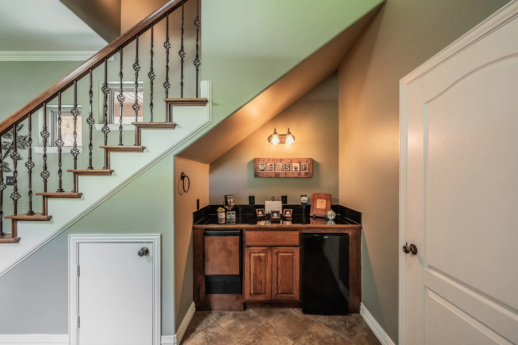 Wet Bar Area