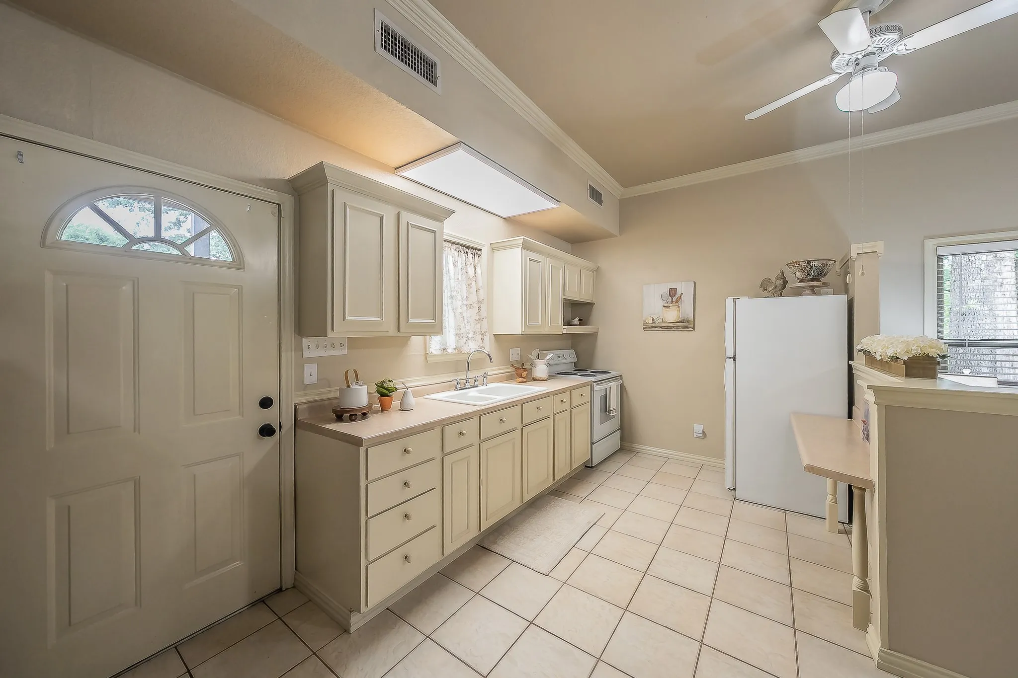 2nd Kitchen Space