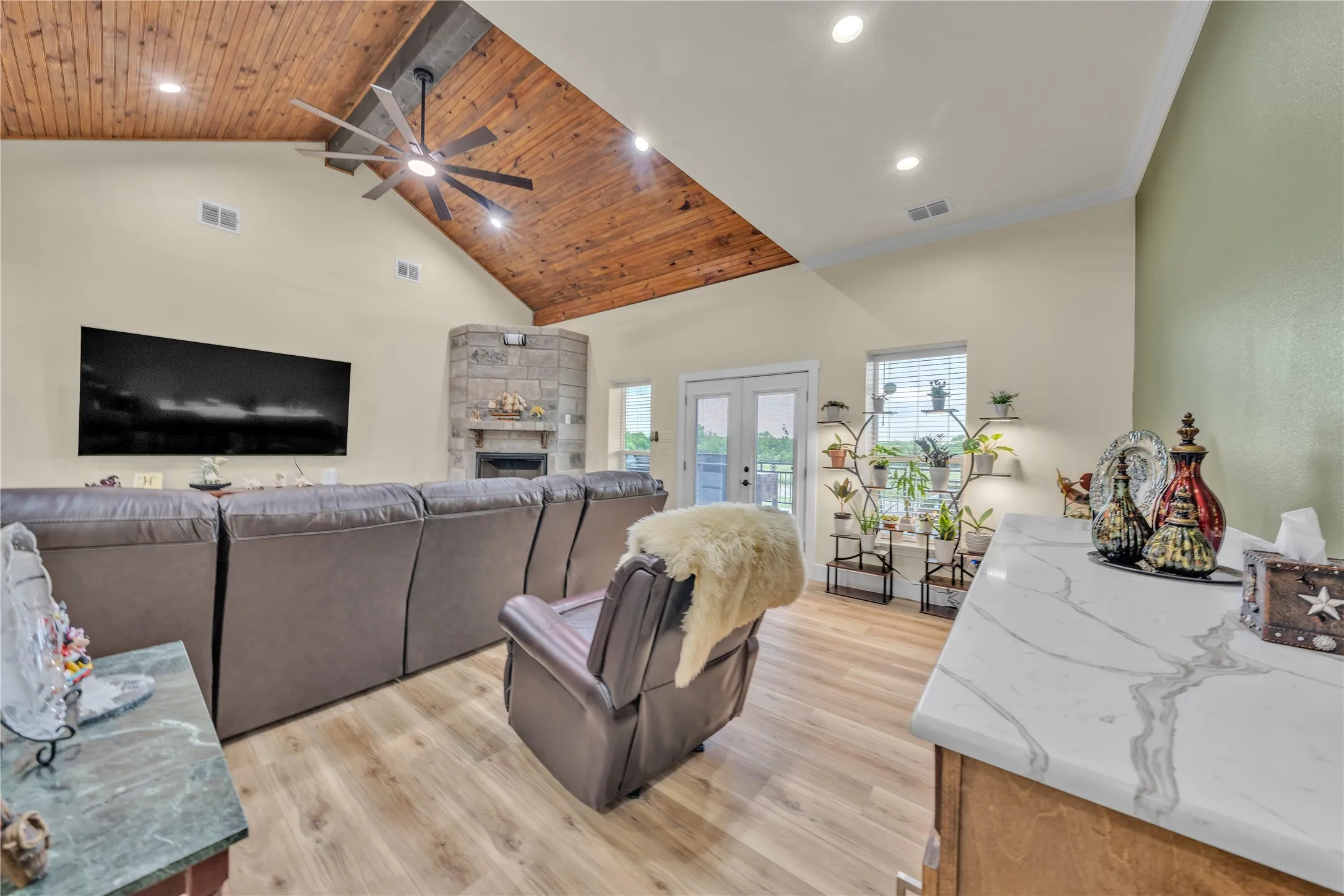 Single Family Residence For Sale in Parker County , 945 Jennings Lane, Azle, Texas 76020, 4 Bedroom, 4 Bathroom, 4 Garage spaces, 3,600 Sqft, built in 2025, Preowned, Price $1,370,000, mls#21249821, Real Estate Agent in Azle, Homes For Sale in Parker county, Homes For Sale in Azle, Realtor in Azle Texas, Real Estate Brokerage Independent Realty Texas, Luminita Cordes Realtor