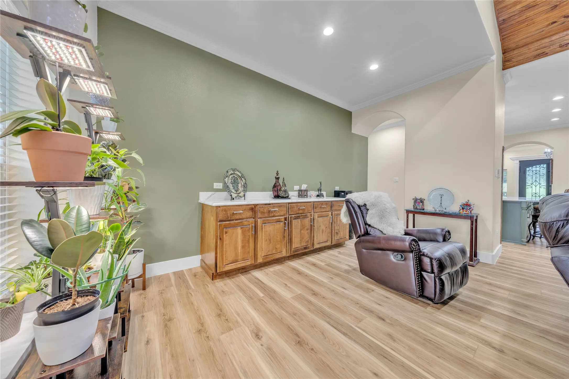 Single Family Residence For Sale in Parker County , 945 Jennings Lane, Azle, Texas 76020, 4 Bedroom, 4 Bathroom, 4 Garage spaces, 3,600 Sqft, built in 2025, Preowned, Price $1,370,000, mls#21249821, Real Estate Agent in Azle, Homes For Sale in Parker county, Homes For Sale in Azle, Realtor in Azle Texas, Real Estate Brokerage Independent Realty Texas, Luminita Cordes Realtor