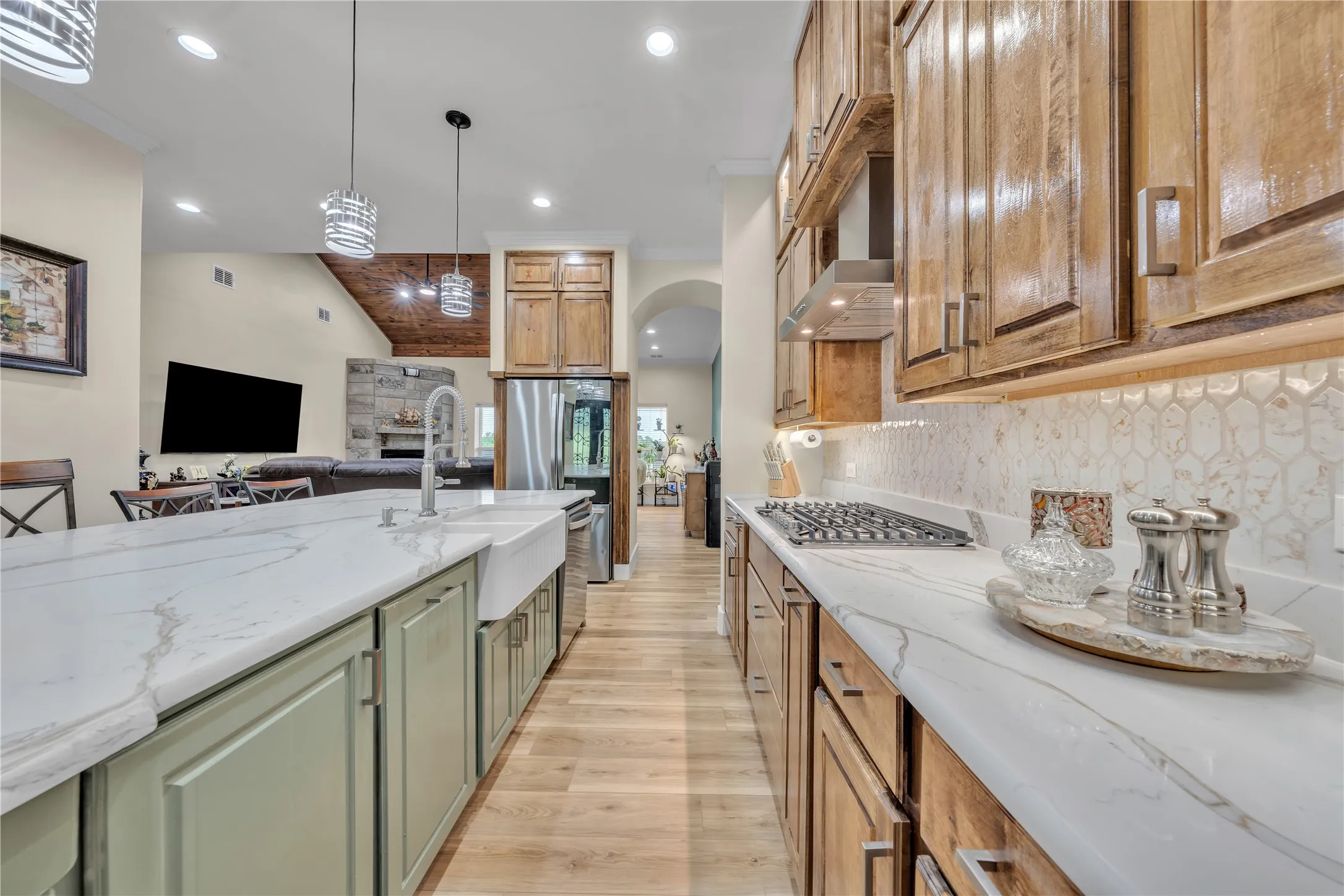 Single Family Residence For Sale in Parker County , 945 Jennings Lane, Azle, Texas 76020, 4 Bedroom, 4 Bathroom, 4 Garage spaces, 3,600 Sqft, built in 2025, Preowned, Price $1,370,000, mls#21249821, Real Estate Agent in Azle, Homes For Sale in Parker county, Homes For Sale in Azle, Realtor in Azle Texas, Real Estate Brokerage Independent Realty Texas, Luminita Cordes Realtor