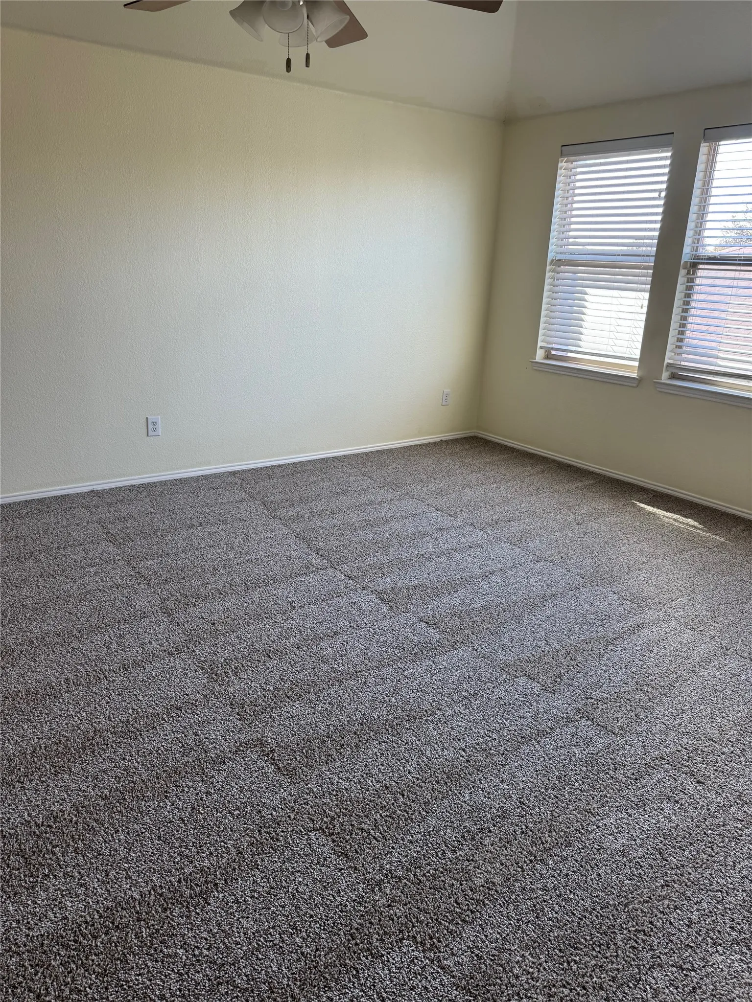 Single Family Residence For Rent in Kaufman County , 1008 Kimbro Drive, Forney, Texas 75126, 4 Bedroom, 3 Bathroom, 2 Garage spaces, 3,026 Sqft, built in 2007, mls#21250698, Real Estate Agent in Forney, Homes For Rent in Kaufman county, Homes For Rent in Forney, Realtor in Forney Texas, Real Estate Brokerage Independent Realty Texas, Luminita Cordes Realtor
