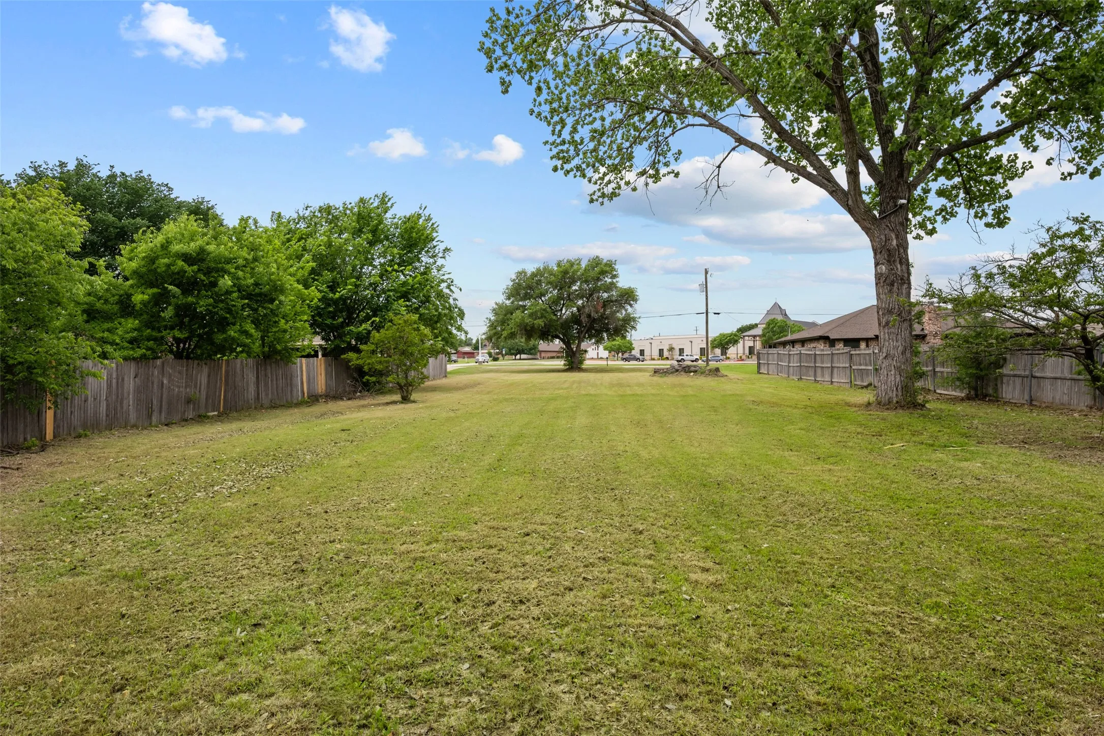 Unimproved Land For Sale in Tarrant County , 1023 Bryant Street, Benbrook, Texas 76126, 0, 0, Garage spaces, 0 Sqft, built in 0, mls#21247106, Real Estate Agent in Benbrook, Homes For Sale in Tarrant county, Homes For Sale in Benbrook, Realtor in Benbrook Texas, Real Estate Brokerage Independent Realty Texas, Luminita Cordes Realtor