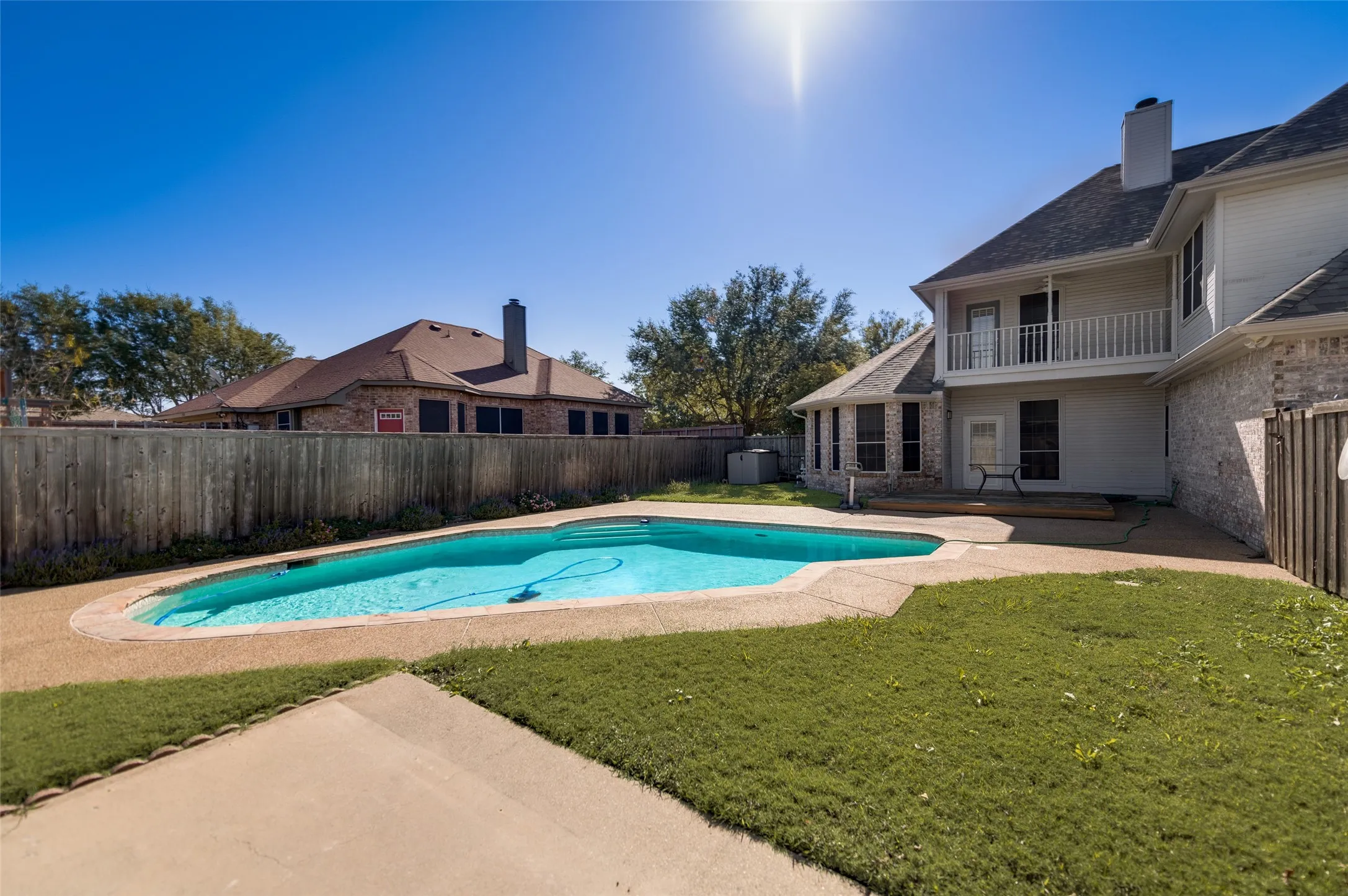 Single Family Residence For Sale in Collin County , 1204 Surrey Circle, Wylie, Texas 75098, 4 Bedroom, 3 Bathroom, 2 Garage spaces, 2,370 Sqft, built in 1991, Preowned, mls#21250716, Real Estate Agent in Wylie, Homes For Sale in Collin county, Homes For Sale in Wylie, Realtor in Wylie Texas, Real Estate Brokerage Independent Realty Texas, Luminita Cordes Realtor