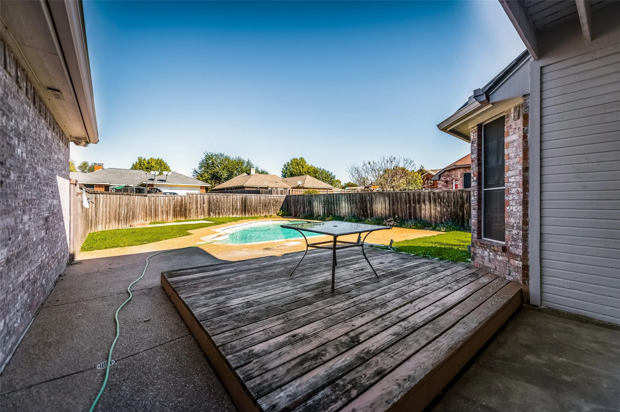 Single Family Residence For Sale in Collin County , 1204 Surrey Circle, Wylie, Texas 75098, 4 Bedroom, 3 Bathroom, 2 Garage spaces, 2,370 Sqft, built in 1991, Preowned, mls#21250716, Real Estate Agent in Wylie, Homes For Sale in Collin county, Homes For Sale in Wylie, Realtor in Wylie Texas, Real Estate Brokerage Independent Realty Texas, Luminita Cordes Realtor