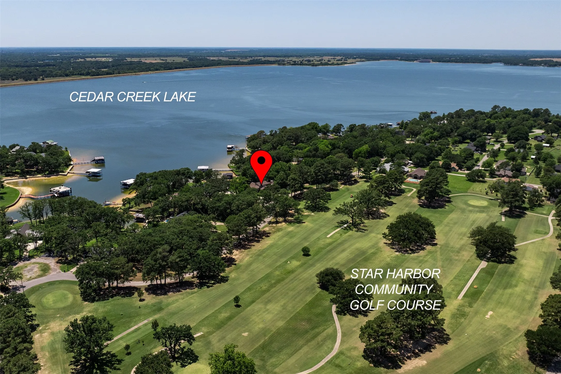 Single Family Residence For Sale in Henderson County , 205 Shoreline Drive, Star Harbor, Texas 75148, 4 Bedroom, 4 Bathroom, 2 Garage spaces, 3,066 Sqft, built in 1985, Preowned, mls#21250696, Real Estate Agent in Star Harbor, Homes For Sale in Henderson county, Homes For Sale in Star Harbor, Realtor in Star Harbor Texas, Real Estate Brokerage Independent Realty Texas, Luminita Cordes Realtor