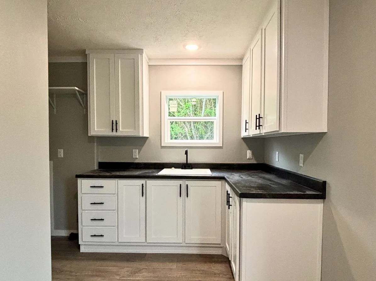 Manufactured Home For Sale in Navarro County , 115 S VIDIA WAY, Kerens, Texas 75144, 3 Bedroom, 2 Bathroom, Garage spaces, 1,568 Sqft, built in 2026, New Construction - Complete, mls#21249298, Real Estate Agent in Kerens, Homes For Sale in Navarro county, Homes For Sale in Kerens, Realtor in Kerens Texas, Real Estate Brokerage Independent Realty Texas, Luminita Cordes Realtor
