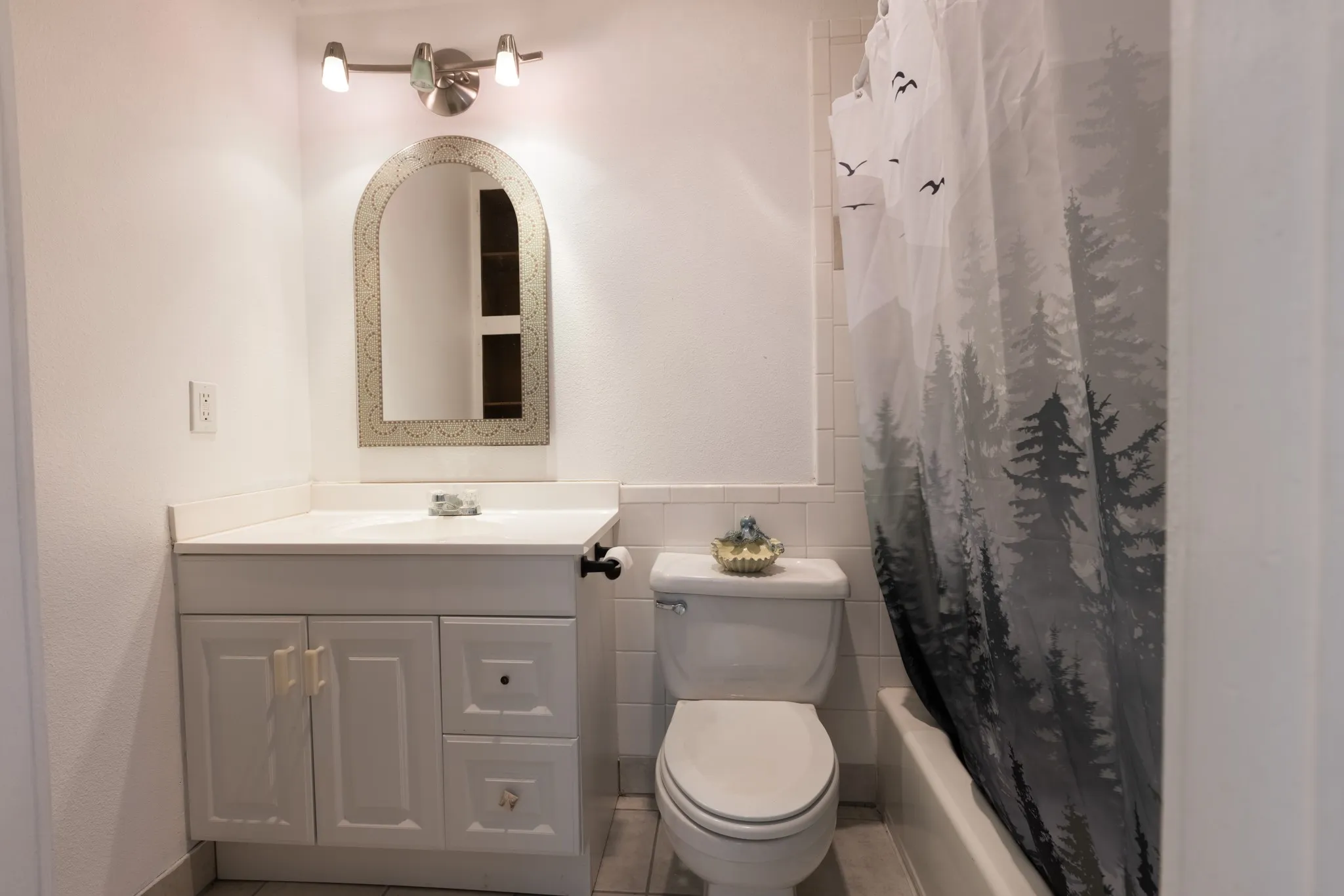 Guest house upstairs full bath.