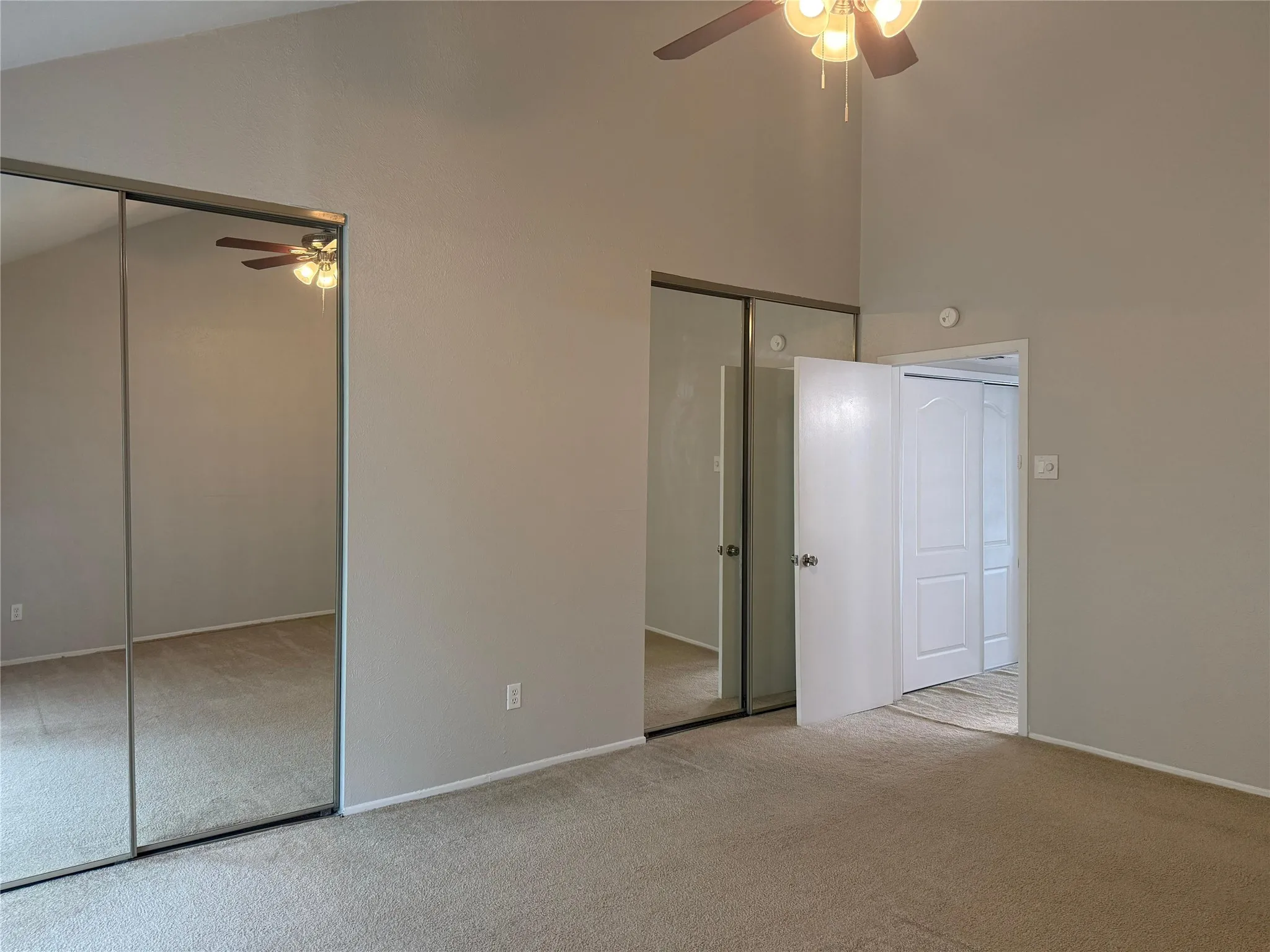 Condominium For Sale in Dallas County , 4565 N O Connor Road 1303, Irving, Texas 75062, 3 Bedroom, 3 Bathroom, 2 Garage spaces, 1,639 Sqft, built in 1975, mls#21248494, Real Estate Agent in Irving, Homes For Sale in Dallas county, Homes For Sale in Irving, Realtor in Irving Texas, Real Estate Brokerage Independent Realty Texas, Luminita Cordes Realtor