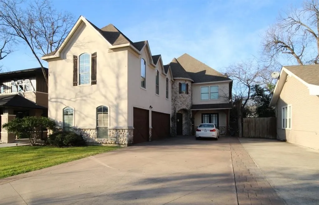 Single Family Residence For Rent in Dallas County , 5235 Willis Avenue, Dallas, Texas 75206, 6 Bedroom, 4 Bathroom, 3 Garage spaces, 4,183 Sqft, built in 2005, mls#21250674, Real Estate Agent in Dallas, Homes For Rent in Dallas county, Homes For Rent in Dallas, Realtor in Dallas Texas, Real Estate Brokerage Independent Realty Texas, Luminita Cordes Realtor