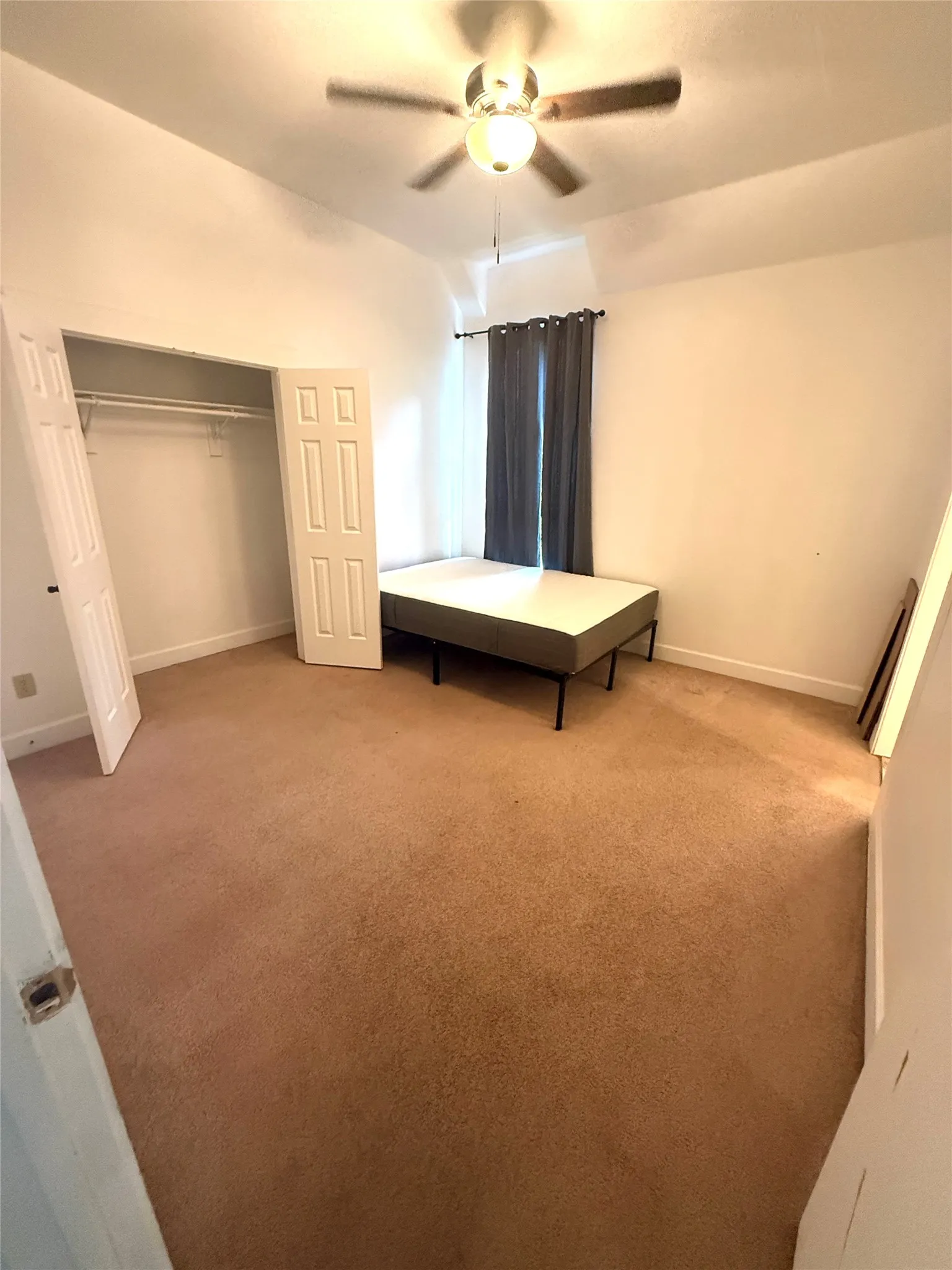 Single Family Residence For Rent in Dallas County , 5235 Willis Avenue, Dallas, Texas 75206, 6 Bedroom, 4 Bathroom, 3 Garage spaces, 4,183 Sqft, built in 2005, mls#21250674, Real Estate Agent in Dallas, Homes For Rent in Dallas county, Homes For Rent in Dallas, Realtor in Dallas Texas, Real Estate Brokerage Independent Realty Texas, Luminita Cordes Realtor
