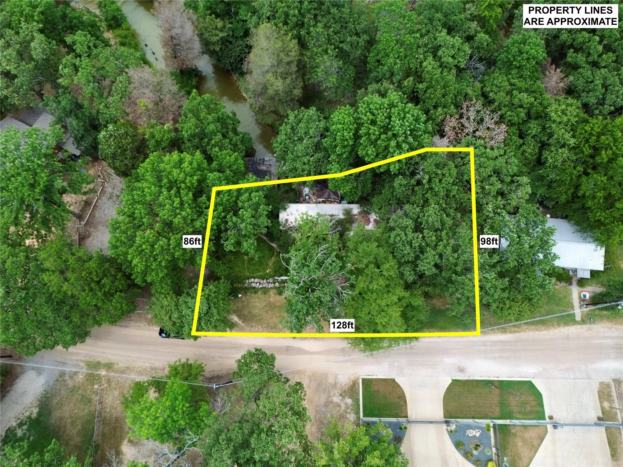 Unimproved Land For Sale in Henderson County , 106 Lowe Drive, Mabank, Texas 75156, 0, 0, Garage spaces, 0 Sqft, built in 0, Price $33,000, mls#21250759, Real Estate Agent in Mabank, Homes For Sale in Henderson county, Homes For Sale in Mabank, Realtor in Mabank Texas, Real Estate Brokerage Independent Realty Texas, Luminita Cordes Realtor