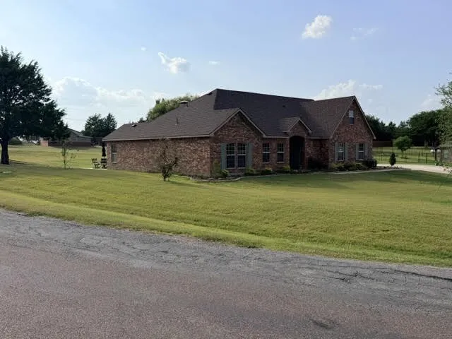 Single Family Residence For Sale in Grayson County , 508 Lopez Drive, Sherman, Texas 75090, 3 Bedroom, 2 Bathroom, 2 Garage spaces, 2,274 Sqft, built in 2007, mls#21249741, Real Estate Agent in Sherman, Homes For Sale in Grayson county, Homes For Sale in Sherman, Realtor in Sherman Texas, Real Estate Brokerage Independent Realty Texas, Luminita Cordes Realtor