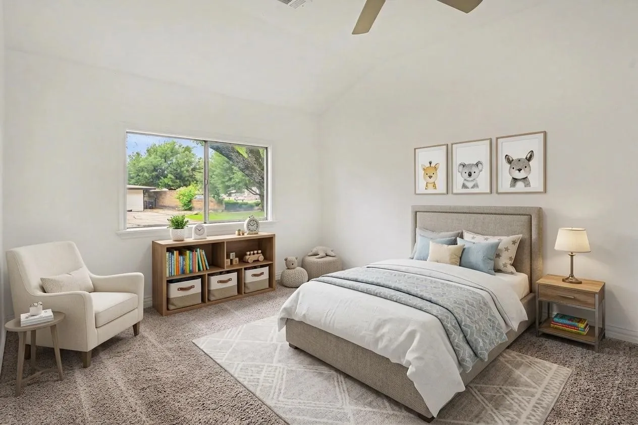 Single Family Residence For Sale in Hunt County , 2610 Hillcrest Avenue, Greenville, Texas 75402, 3 Bedroom, 2 Bathroom, 1 Garage spaces, 1,879 Sqft, built in 1955, Preowned, mls#21246575, Real Estate Agent in Greenville, Homes For Sale in Hunt county, Homes For Sale in Greenville, Realtor in Greenville Texas, Real Estate Brokerage Independent Realty Texas, Luminita Cordes Realtor