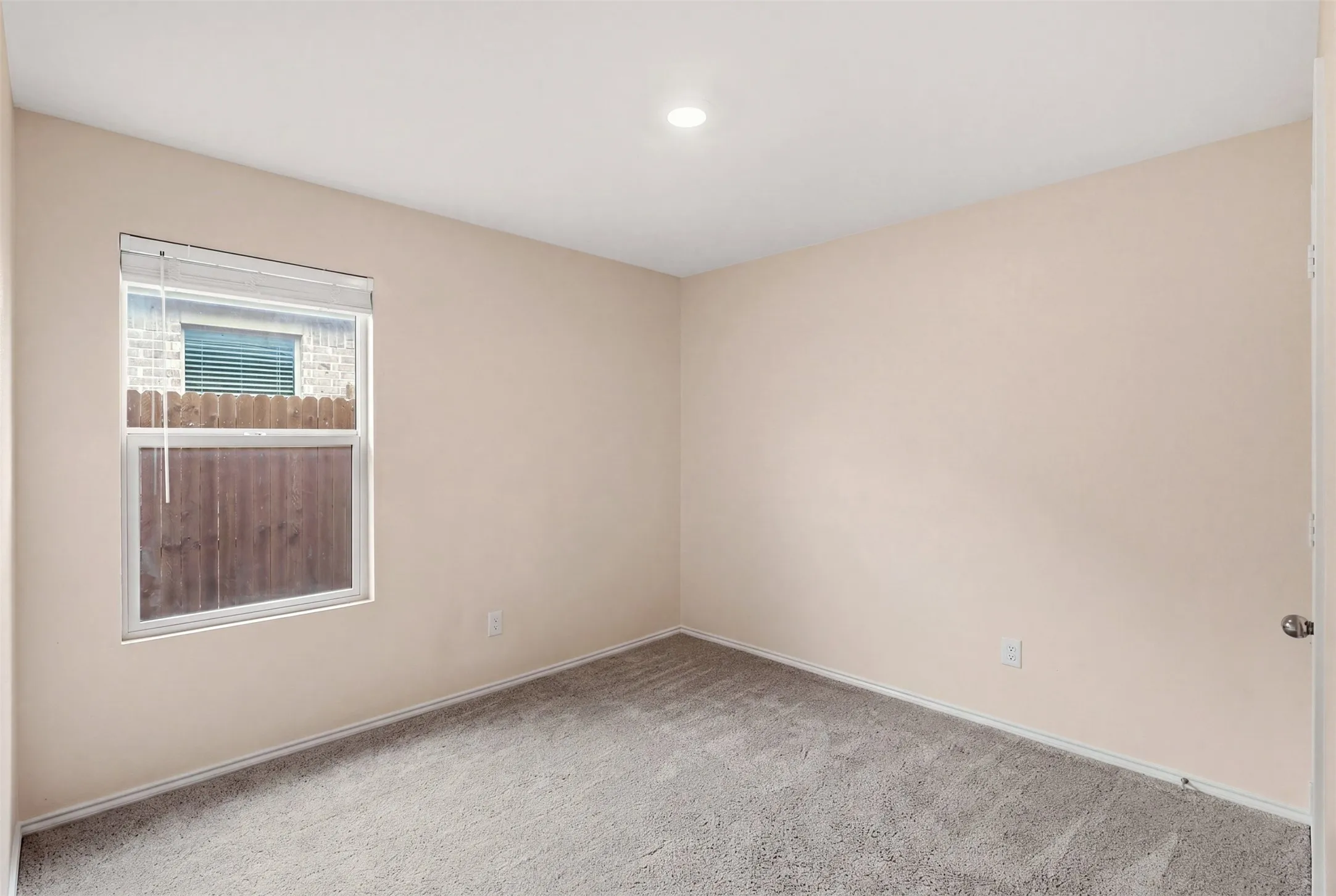Single Family Residence For Sale in Kaufman County , 2804 Highgarden Trail, Crandall, Texas 75114, 3 Bedroom, 2 Bathroom, 2 Garage spaces, 1,320 Sqft, built in 2020, mls#21250764, Real Estate Agent in Crandall, Homes For Sale in Kaufman county, Homes For Sale in Crandall, Realtor in Crandall Texas, Real Estate Brokerage Independent Realty Texas, Luminita Cordes Realtor