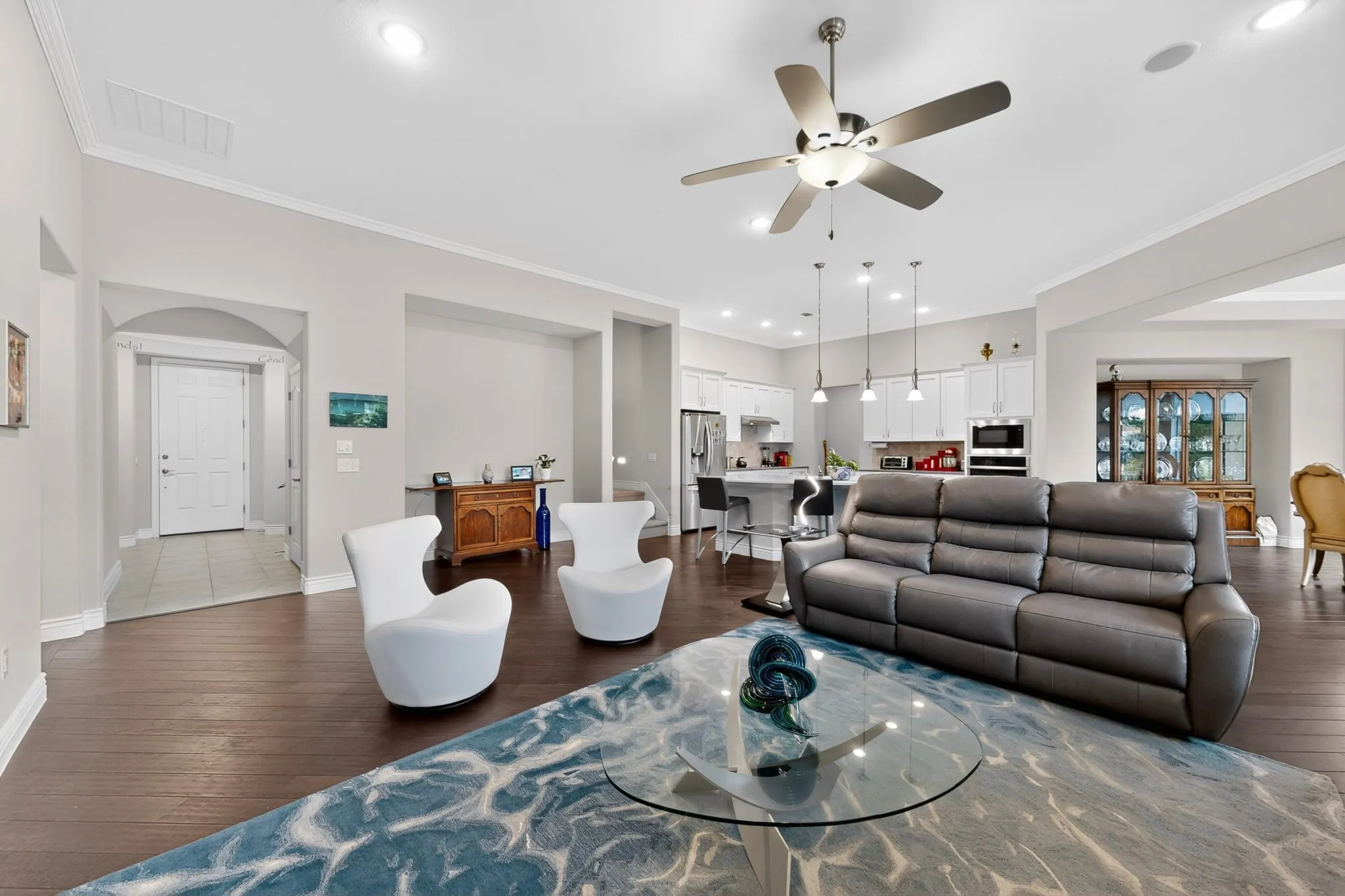 Single Family Residence For Sale in Denton County , 8008 American Way, Denton, Texas 76207, 3 Bedroom, 4 Bathroom, 3 Garage spaces, 3,269 Sqft, built in 2020, Preowned, mls#21249357, Real Estate Agent in Denton, Homes For Sale in Denton county, Homes For Sale in Denton, Realtor in Denton Texas, Real Estate Brokerage Independent Realty Texas, Luminita Cordes Realtor