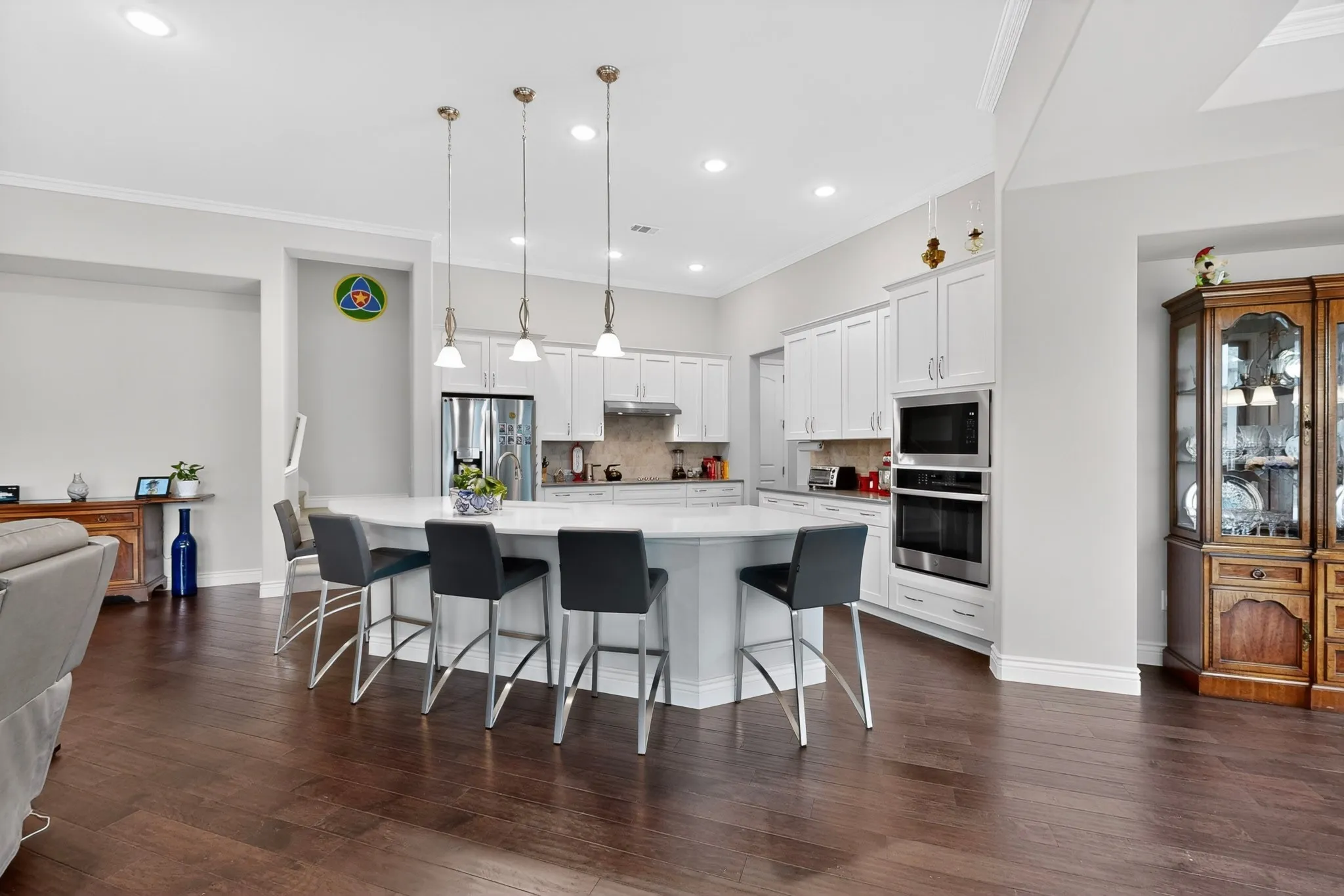 Single Family Residence For Sale in Denton County , 8008 American Way, Denton, Texas 76207, 3 Bedroom, 4 Bathroom, 3 Garage spaces, 3,269 Sqft, built in 2020, Preowned, mls#21249357, Real Estate Agent in Denton, Homes For Sale in Denton county, Homes For Sale in Denton, Realtor in Denton Texas, Real Estate Brokerage Independent Realty Texas, Luminita Cordes Realtor