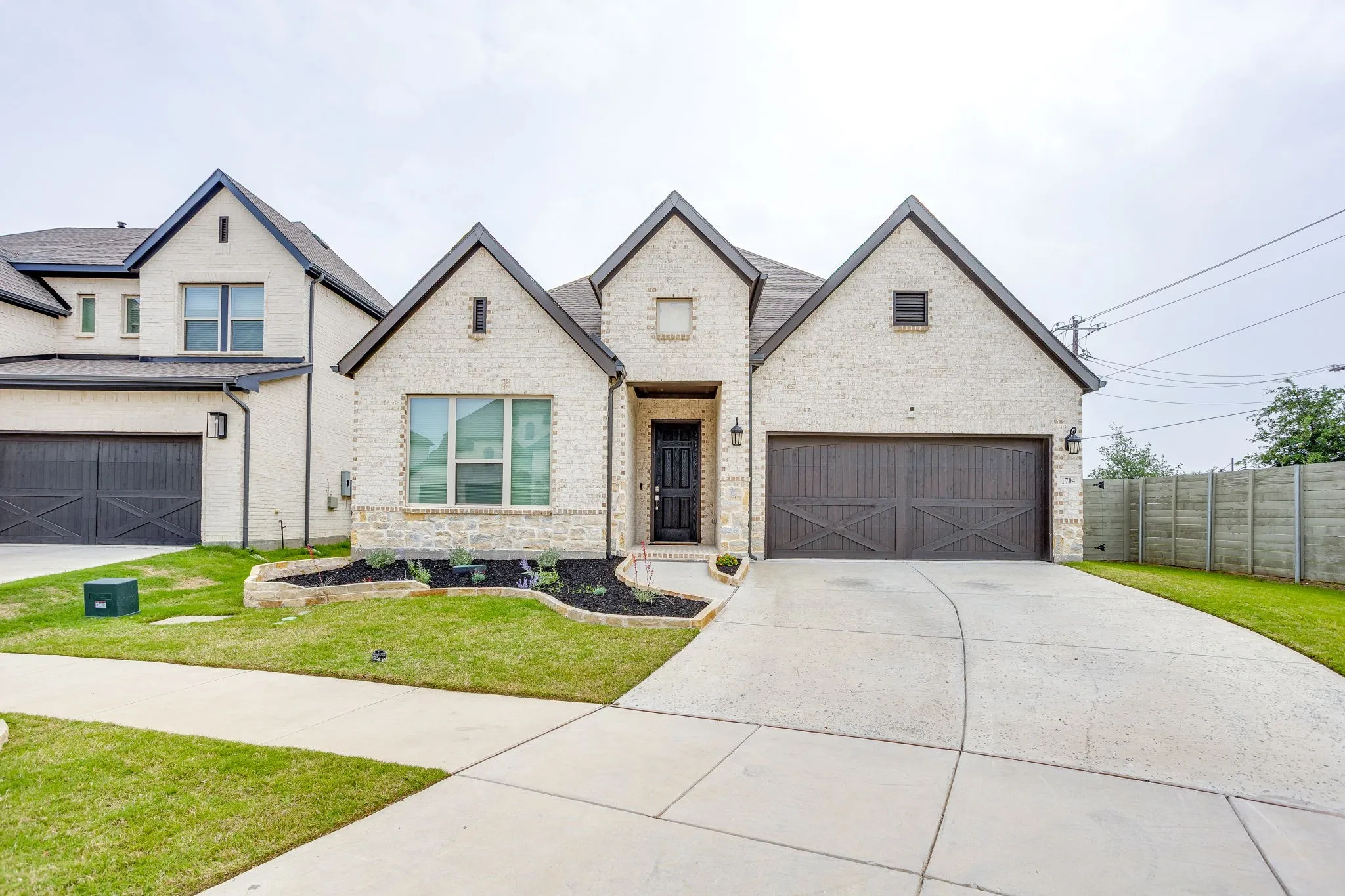 Single Family Residence For Sale