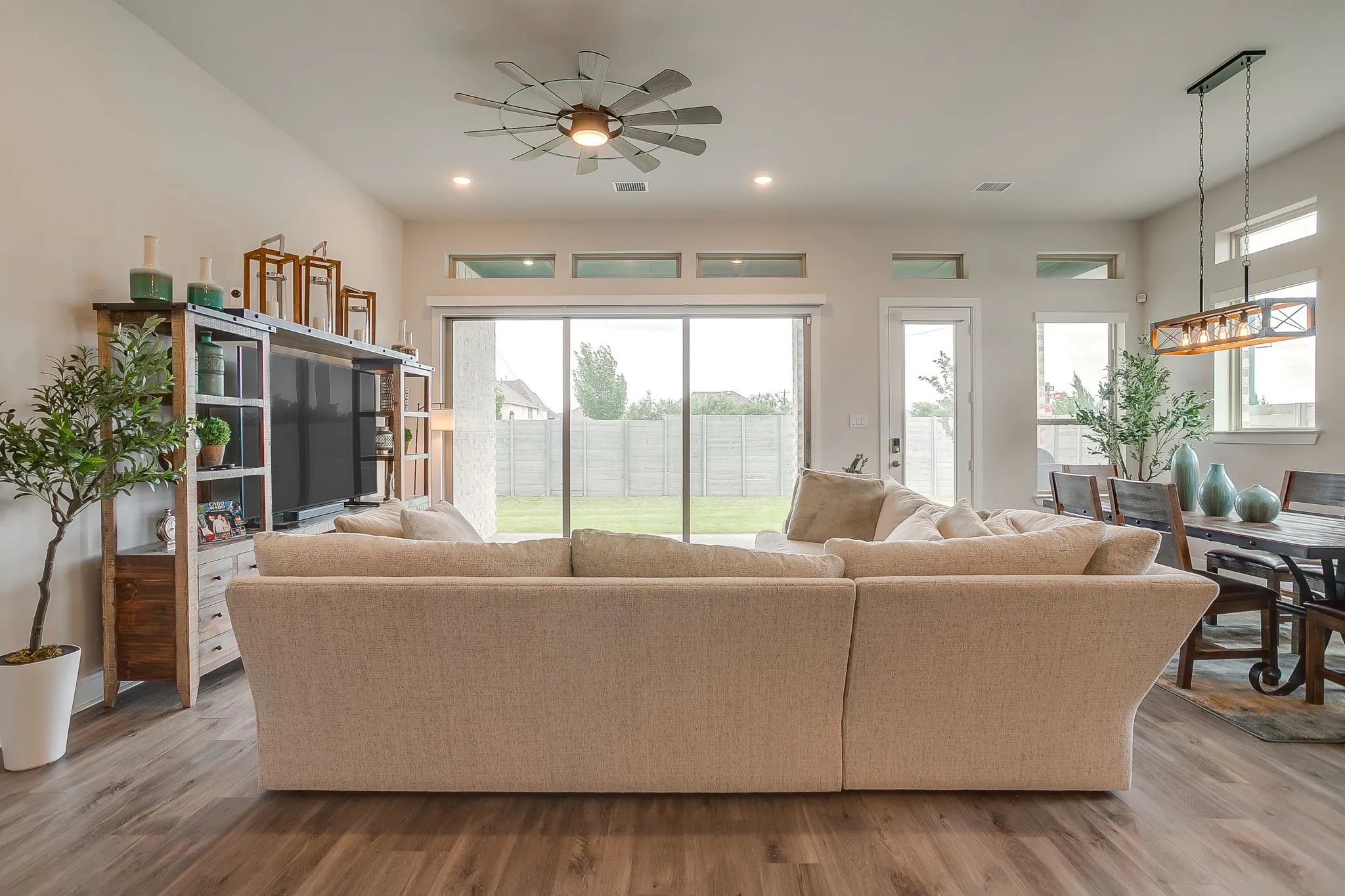 Single Family Residence For Sale in Denton County , 1704 Friendship Lane, Argyle, Texas 76226, 4 Bedroom, 3 Bathroom, 2 Garage spaces, 2,547 Sqft, built in 2024, mls#21250814, Real Estate Agent in Argyle, Homes For Sale in Denton county, Homes For Sale in Argyle, Realtor in Argyle Texas, Real Estate Brokerage Independent Realty Texas, Luminita Cordes Realtor