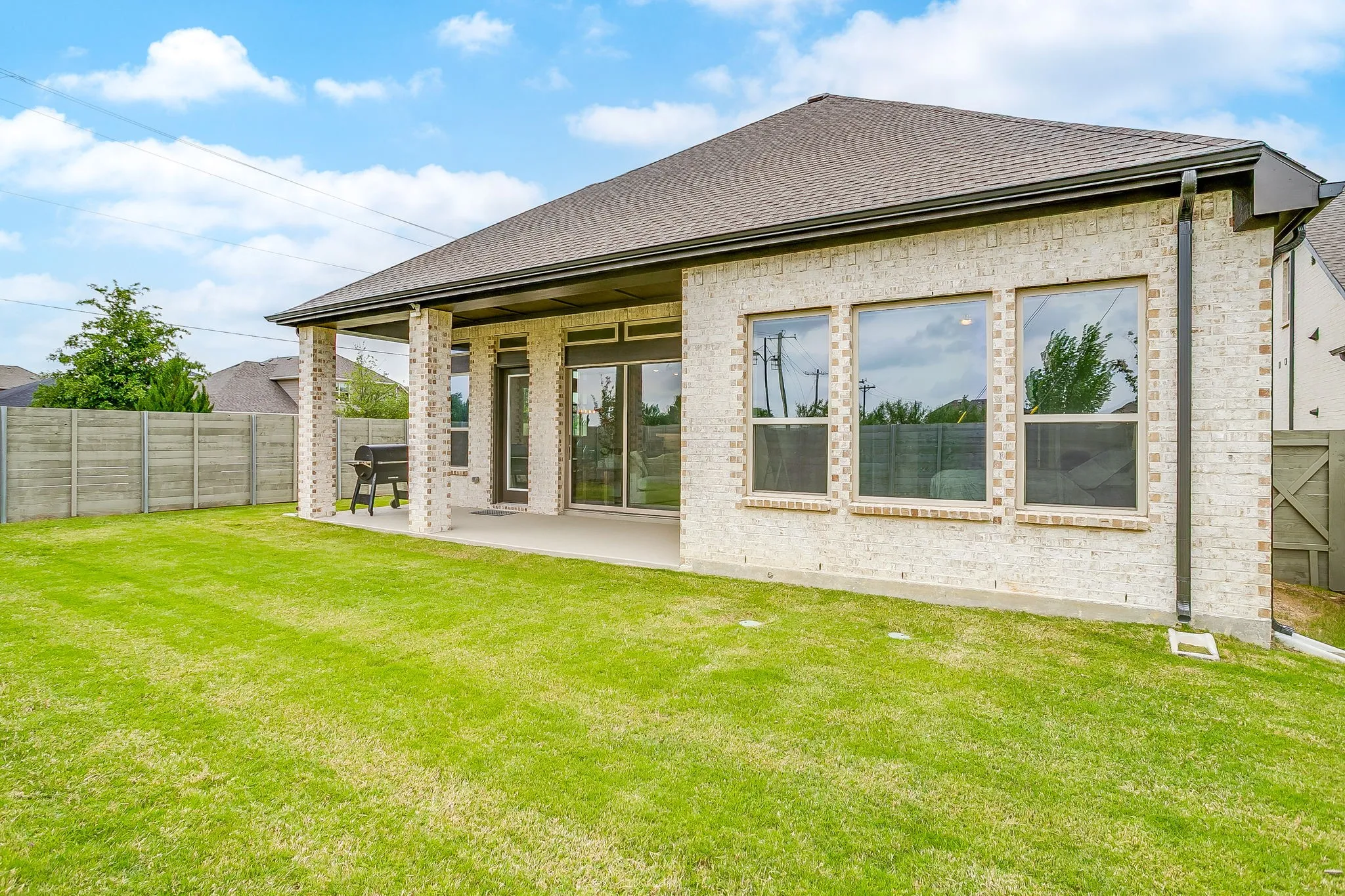 Single Family Residence For Sale in Denton County , 1704 Friendship Lane, Argyle, Texas 76226, 4 Bedroom, 3 Bathroom, 2 Garage spaces, 2,547 Sqft, built in 2024, mls#21250814, Real Estate Agent in Argyle, Homes For Sale in Denton county, Homes For Sale in Argyle, Realtor in Argyle Texas, Real Estate Brokerage Independent Realty Texas, Luminita Cordes Realtor