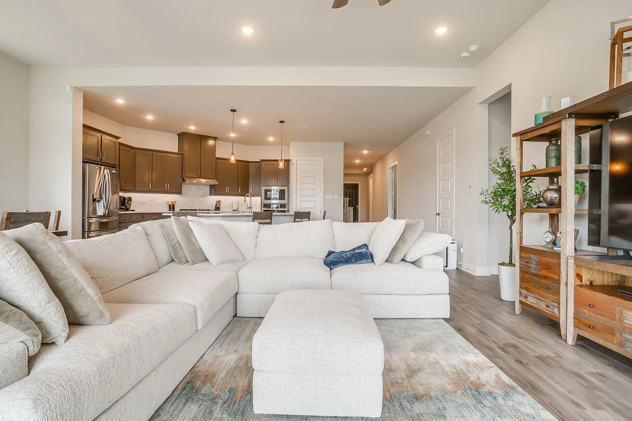 Single Family Residence For Sale in Denton County , 1704 Friendship Lane, Argyle, Texas 76226, 4 Bedroom, 3 Bathroom, 2 Garage spaces, 2,547 Sqft, built in 2024, mls#21250814, Real Estate Agent in Argyle, Homes For Sale in Denton county, Homes For Sale in Argyle, Realtor in Argyle Texas, Real Estate Brokerage Independent Realty Texas, Luminita Cordes Realtor