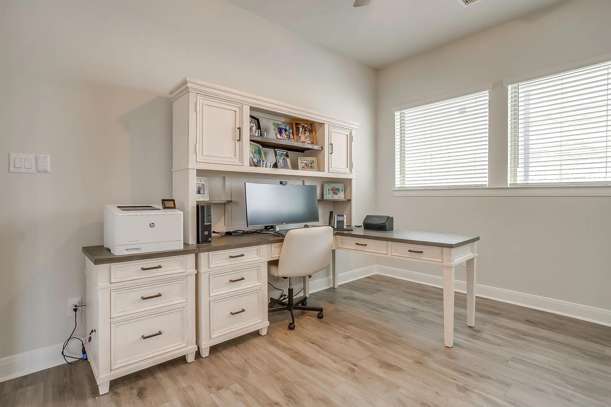 Single Family Residence For Sale in Denton County , 1704 Friendship Lane, Argyle, Texas 76226, 4 Bedroom, 3 Bathroom, 2 Garage spaces, 2,547 Sqft, built in 2024, mls#21250814, Real Estate Agent in Argyle, Homes For Sale in Denton county, Homes For Sale in Argyle, Realtor in Argyle Texas, Real Estate Brokerage Independent Realty Texas, Luminita Cordes Realtor