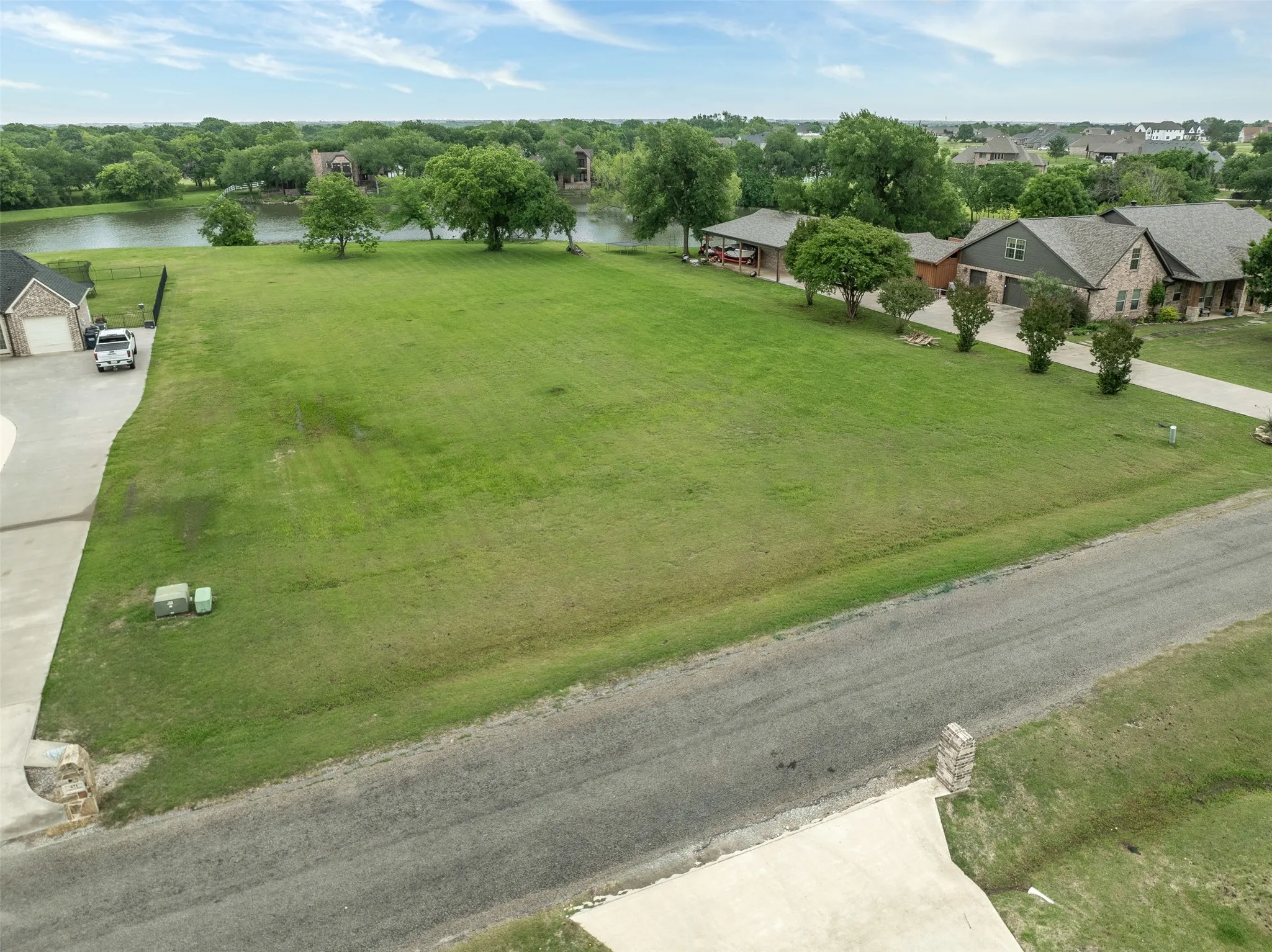 Unimproved Land For Sale in Grayson County , lot 23 Cypress Point Drive, Gunter, Texas 75058, 0, 0, Garage spaces, 0 Sqft, built in 0, mls#21240341, Real Estate Agent in Gunter, Homes For Sale in Grayson county, Homes For Sale in Gunter, Realtor in Gunter Texas, Real Estate Brokerage Independent Realty Texas, Luminita Cordes Realtor