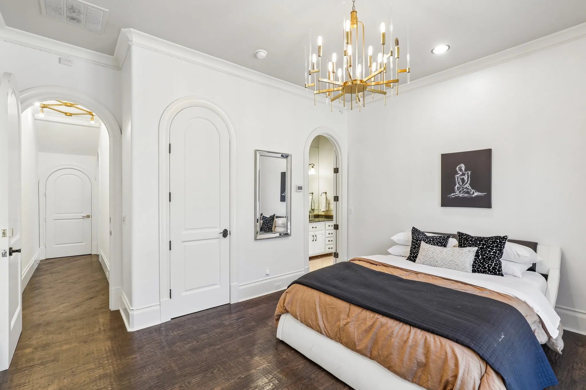 Secondary Bedroom with Ensuite Bath