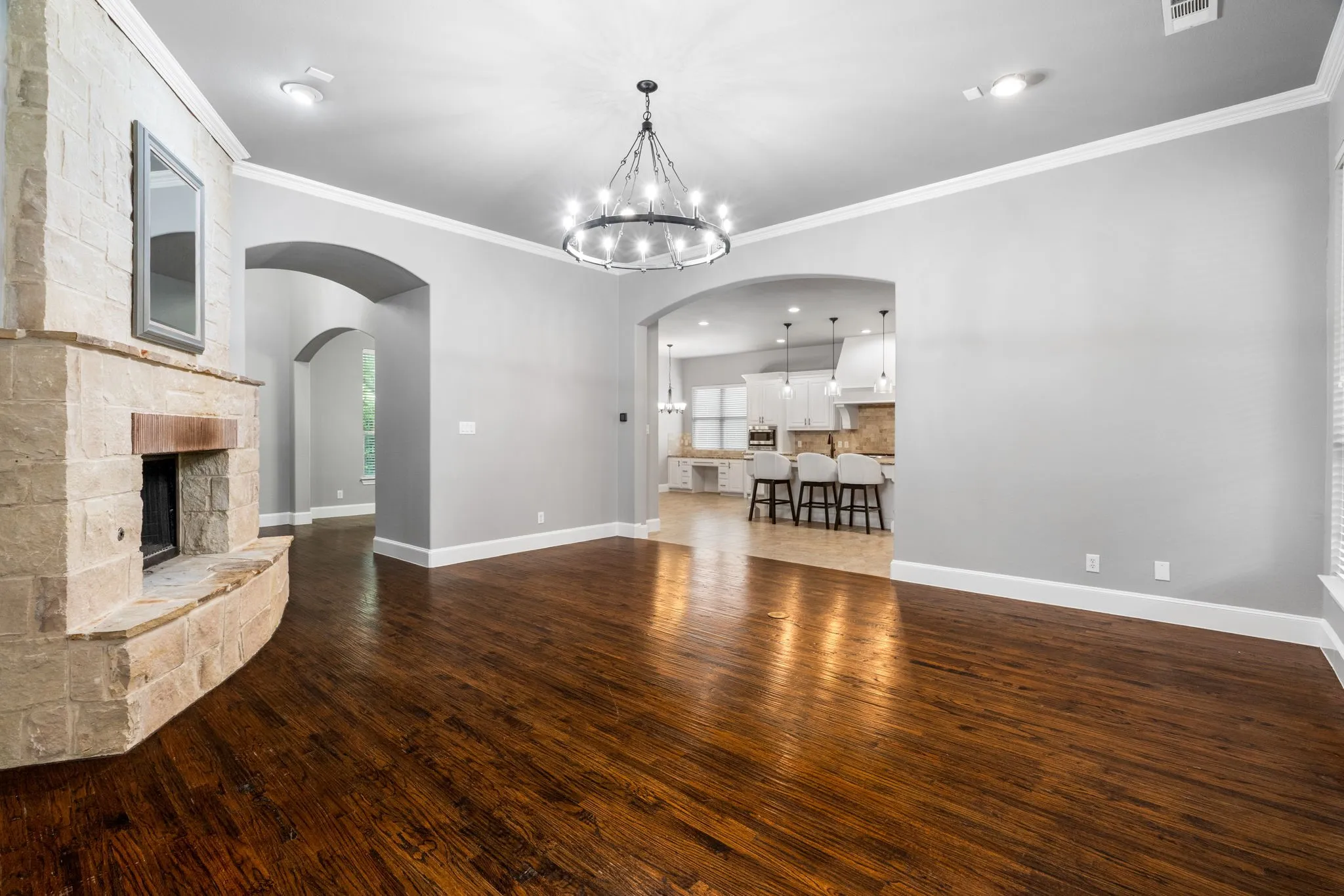 Single Family Residence For Sale in Collin County , 13696 Thornton Drive, Frisco, Texas 75035, 4 Bedroom, 4 Bathroom, 3 Garage spaces, 3,800 Sqft, built in 2011, Preowned, mls#21240692, Real Estate Agent in Frisco, Homes For Sale in Collin county, Homes For Sale in Frisco, Realtor in Frisco Texas, Real Estate Brokerage Independent Realty Texas, Luminita Cordes Realtor